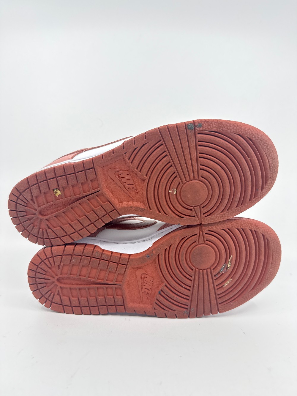 *USED/NO BOX* NIKE DUNK LOW (W) - RED STARDUST