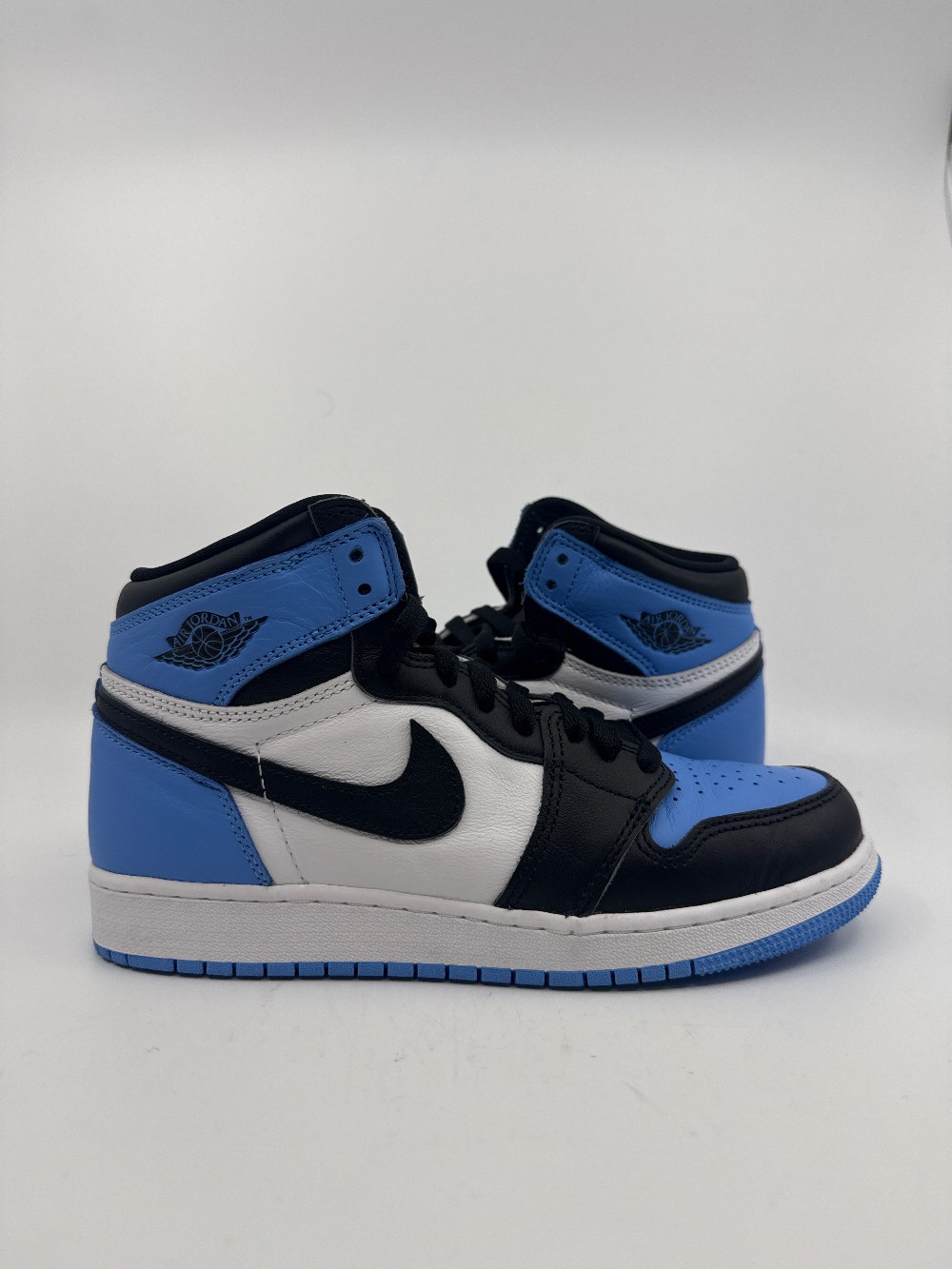 *USED/NO BOX* AJ 1 (GS) - UNC TOE