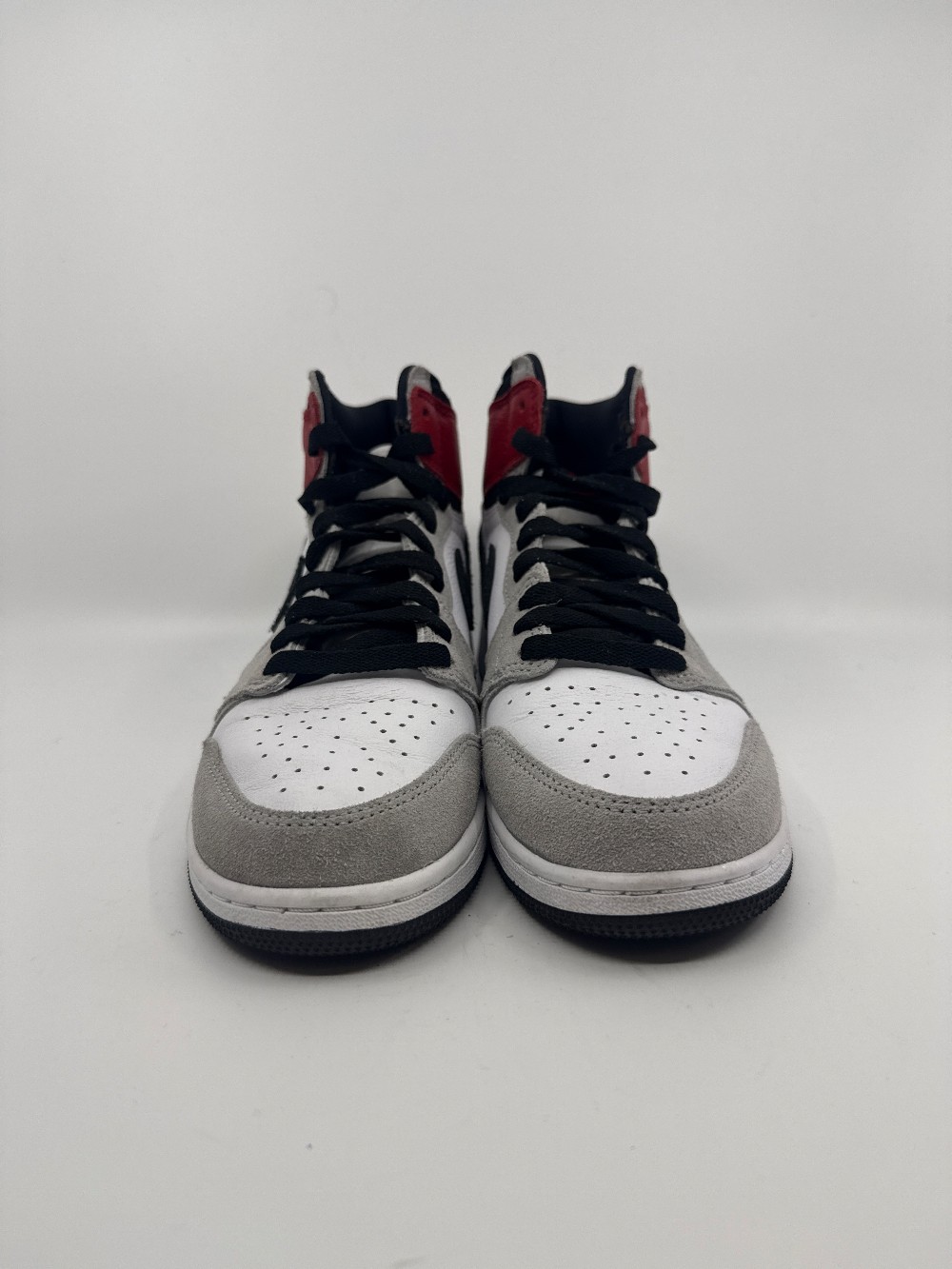 *USED/NO BOX* AJ 1 (GS) LIGHT SMOKE GREY