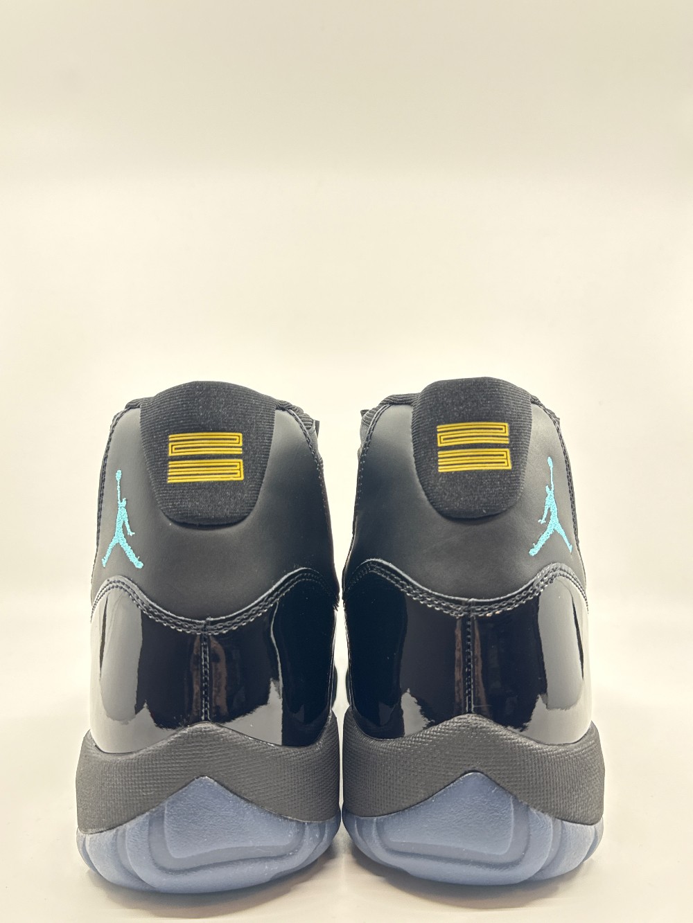 AJ 11 - GAMMA BLUE (2025)
