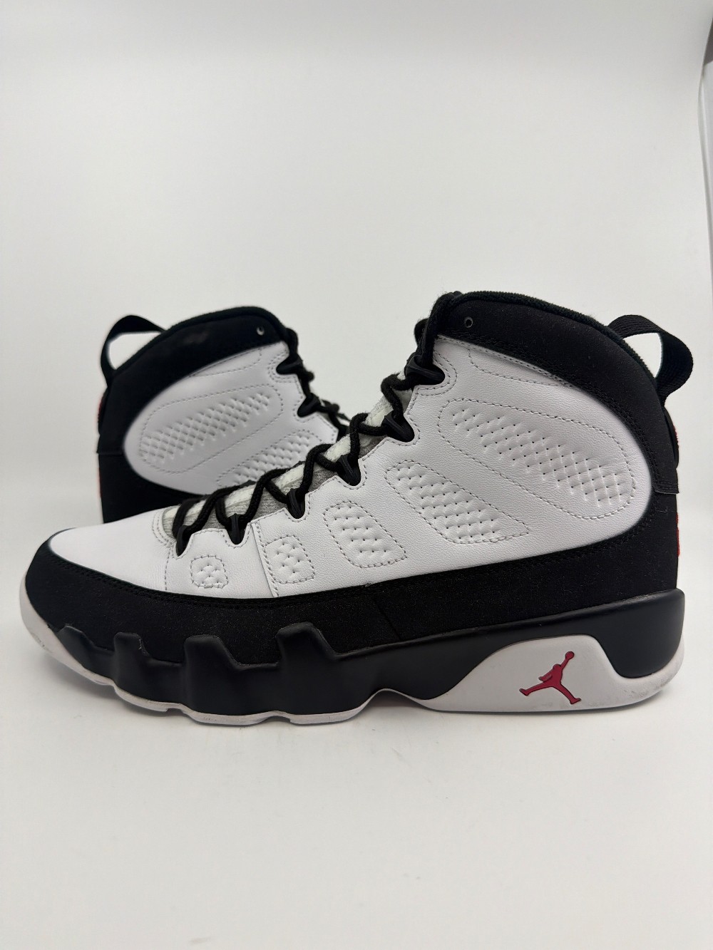 *USED* AJ 9 OG - (2016)