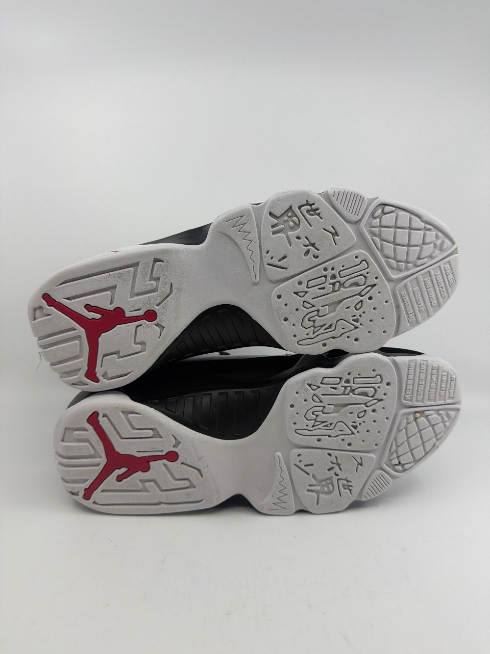 *USED* AJ 9 OG - (2016)