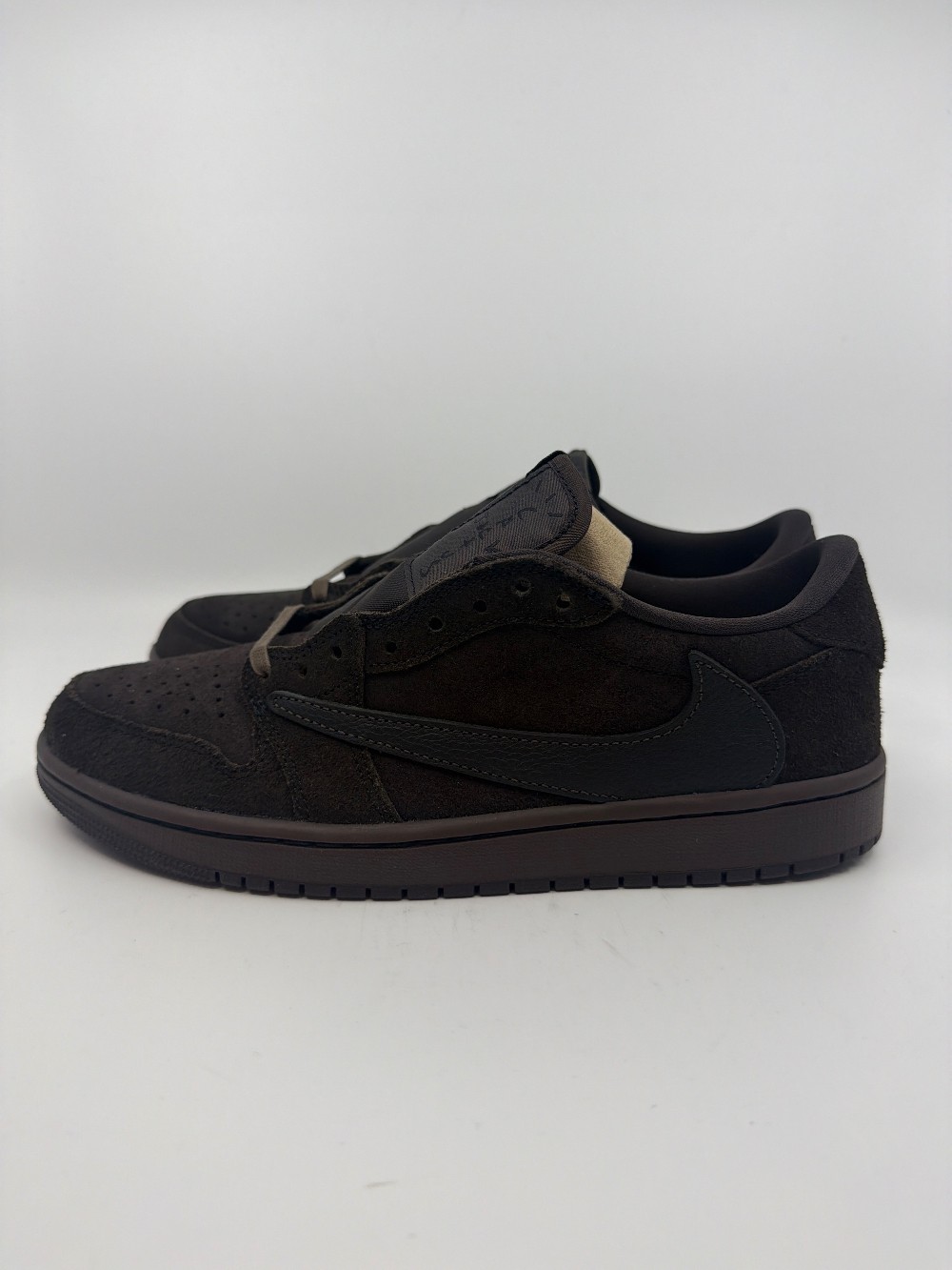 AJ 1 LOW X TRAVIS SCOTT - VELVET BROWN