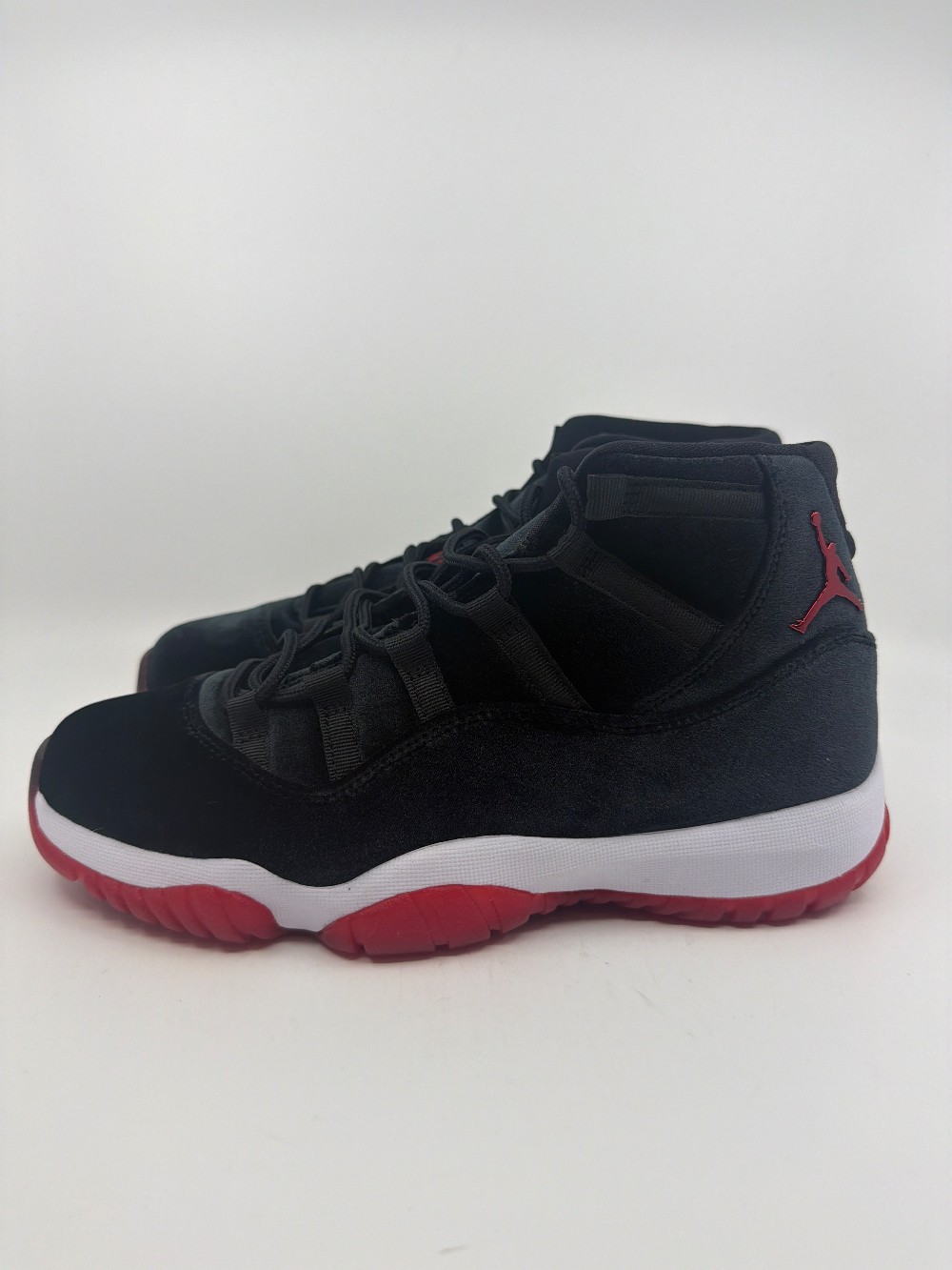 AJ 11 (W) - BRED VELVET