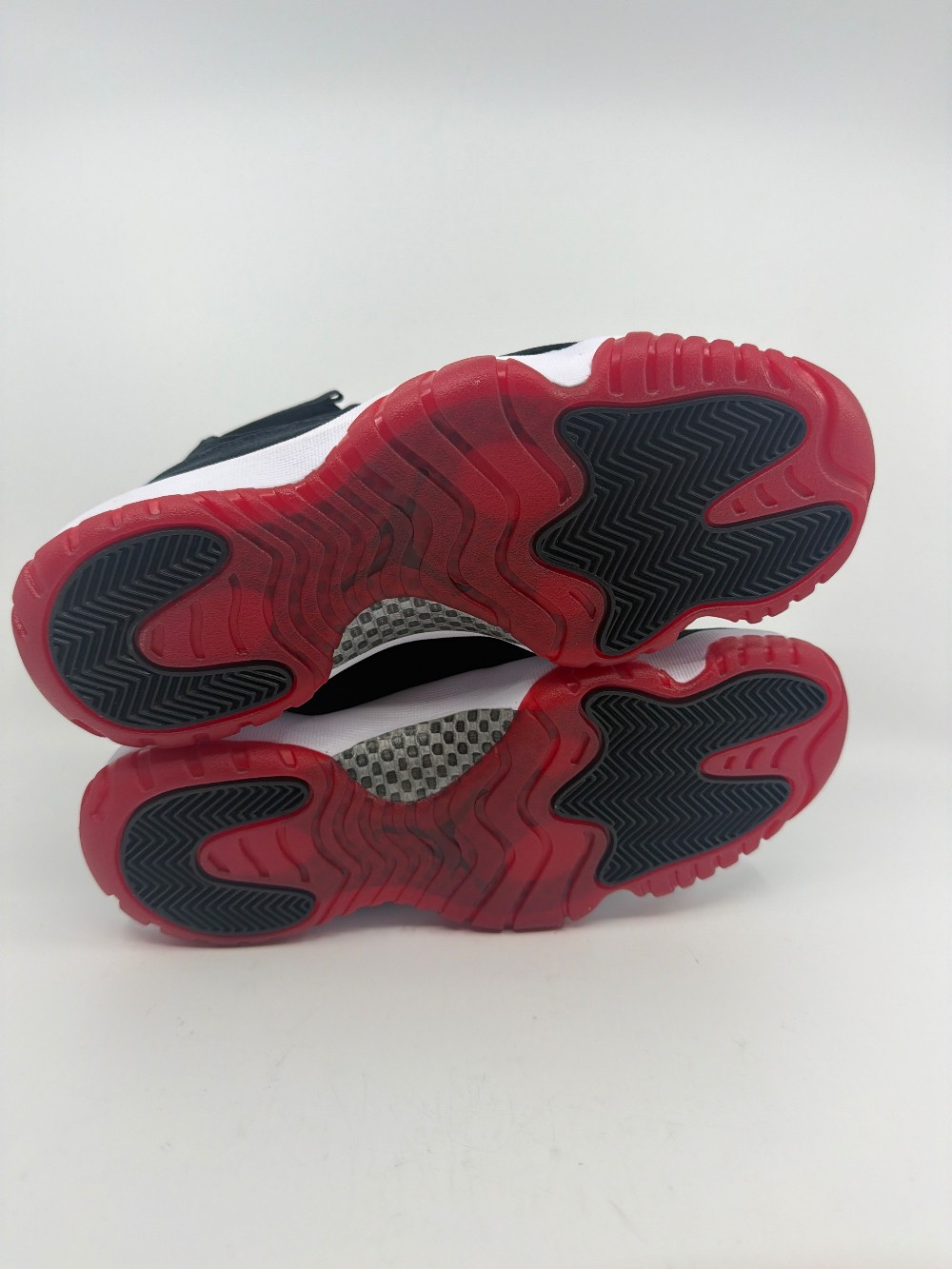 AJ 11 (W) - BRED VELVET