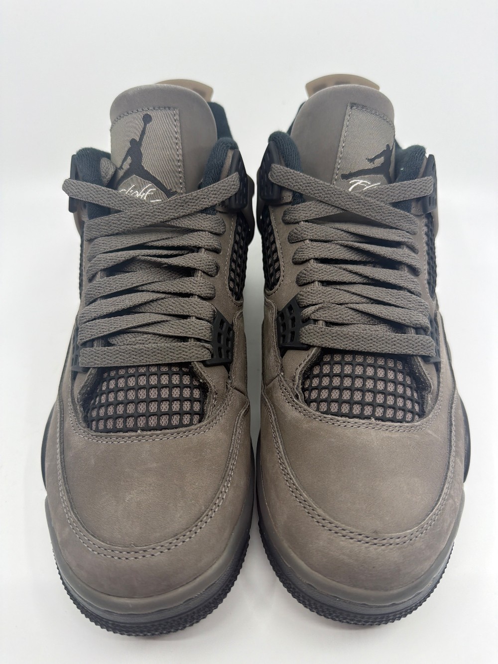 AJ 4 - CAVE STONE