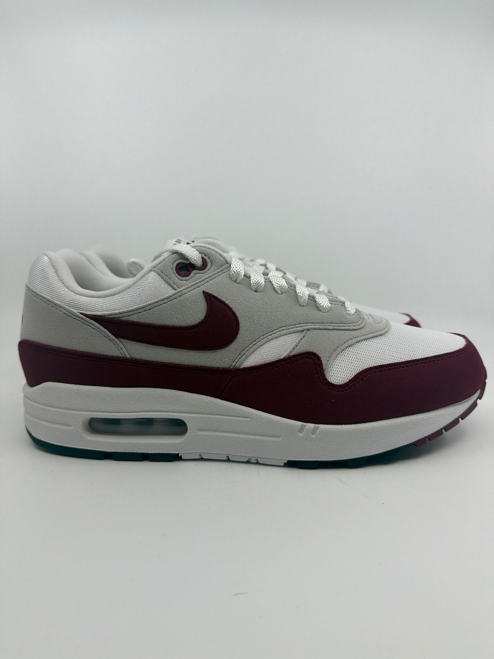 NIKE AIR MAX 1 ' 87 - STRANGER THINGS STEVE HARRINGTON