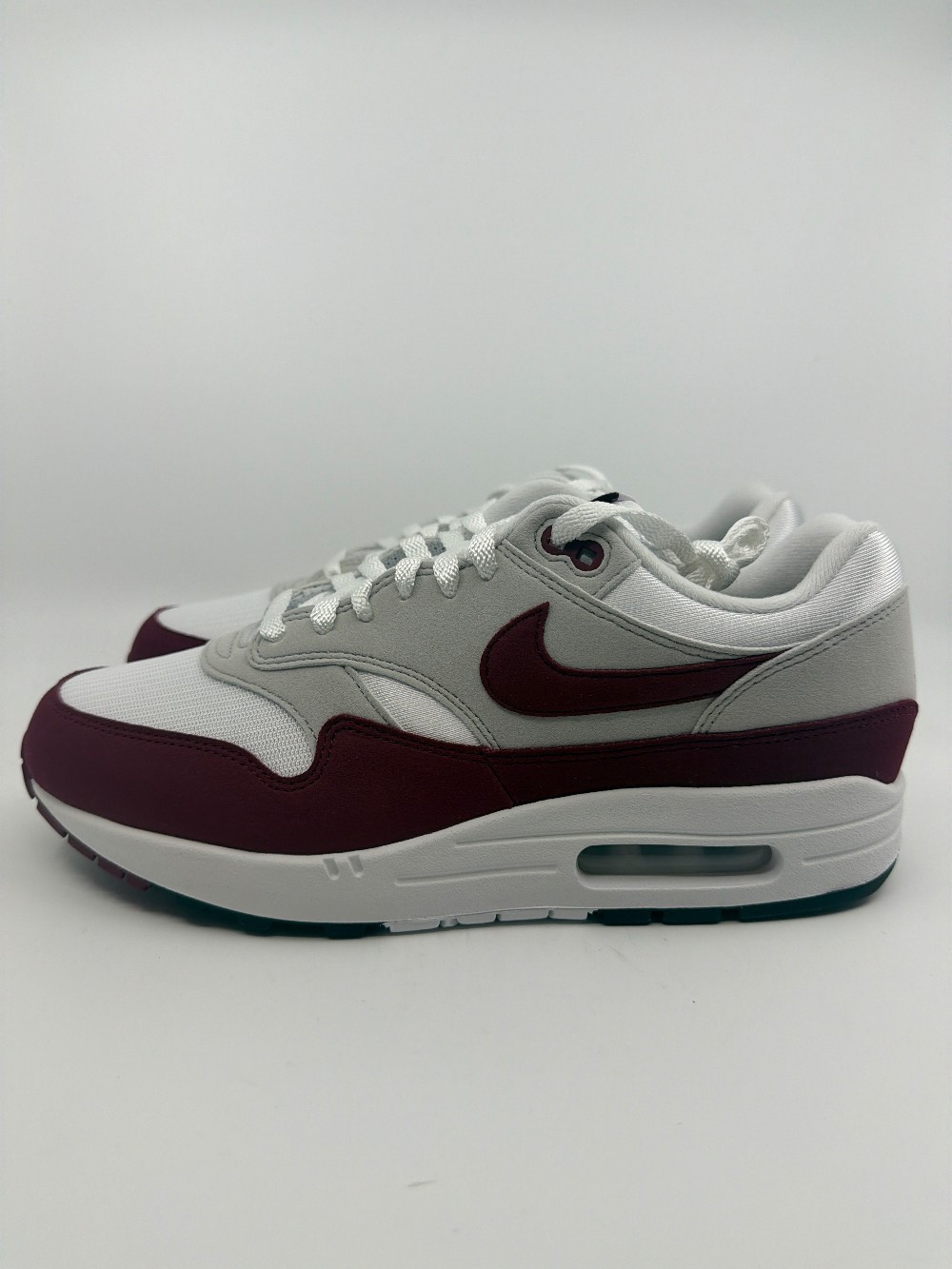 NIKE AIR MAX 1 ' 87 - STRANGER THINGS STEVE HARRINGTON