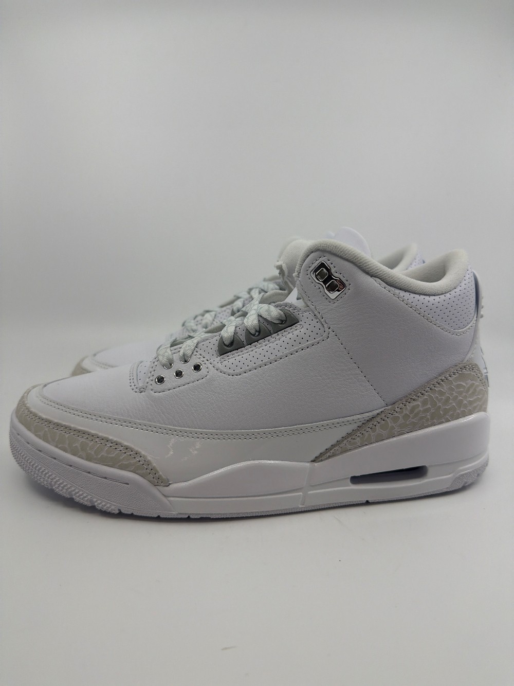 AJ 3 - PURE MONEY (2025)