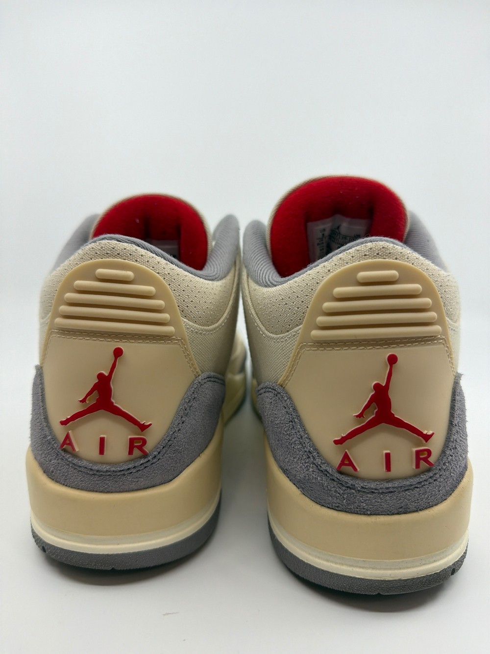 *USED* AJ 3 - MUSLIN
