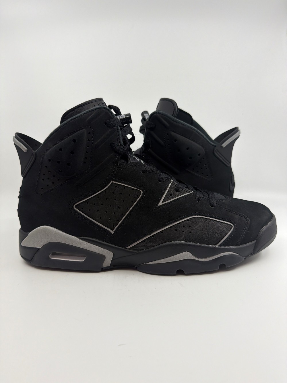 *USED* AJ 6 - CAP AND GOWN