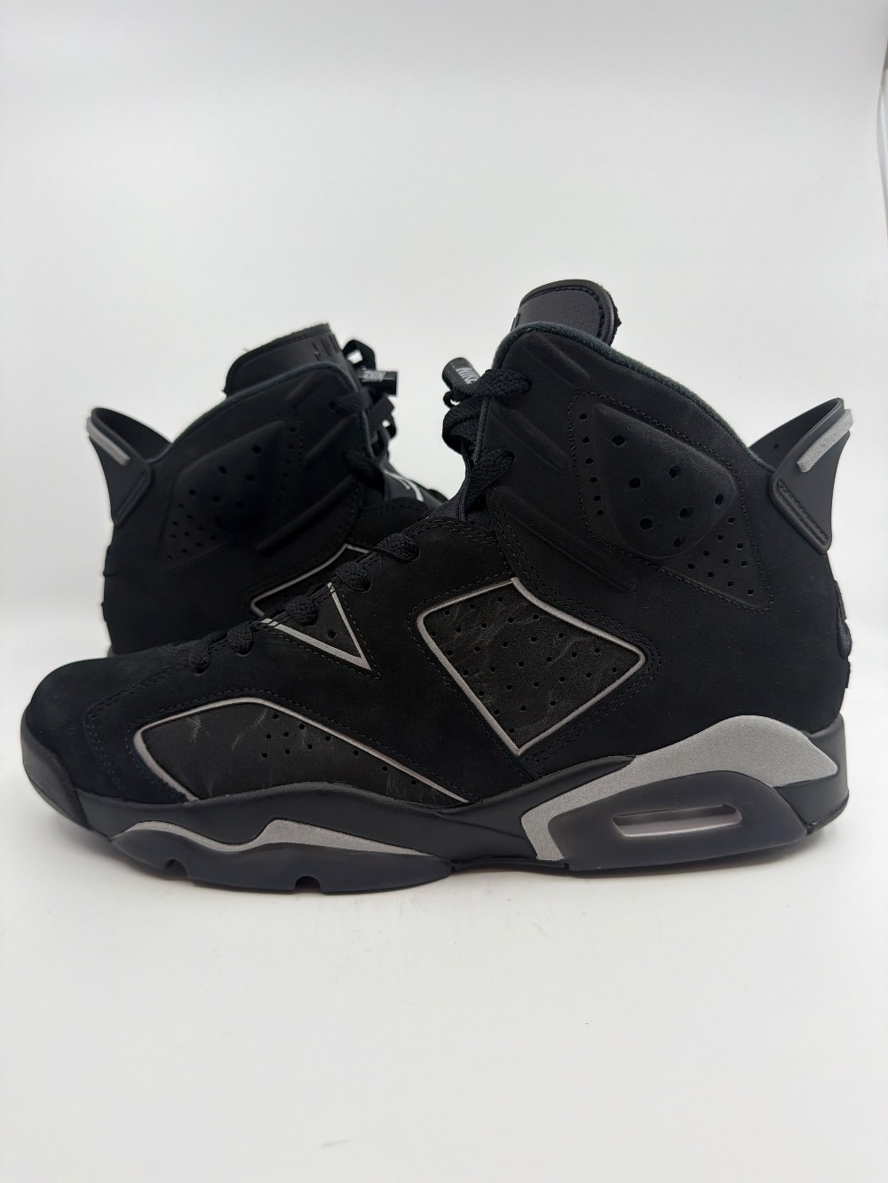 *USED* AJ 6 - CAP AND GOWN