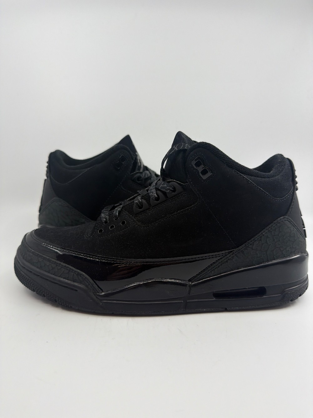 *USED* AJ 3 - BLACK CAT (2025)