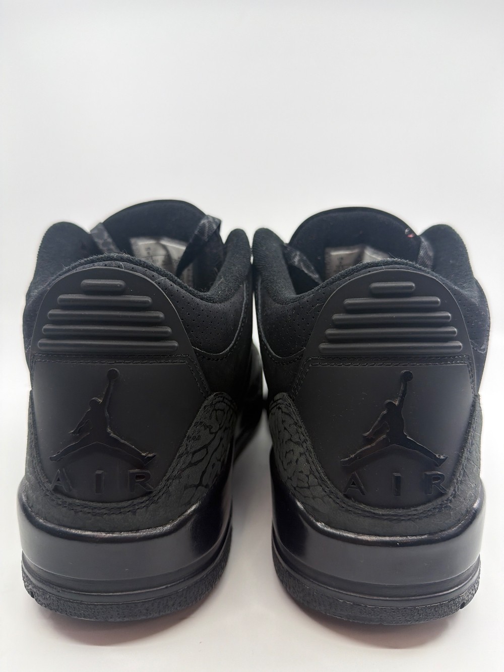*USED* AJ 3 - BLACK CAT (2025)