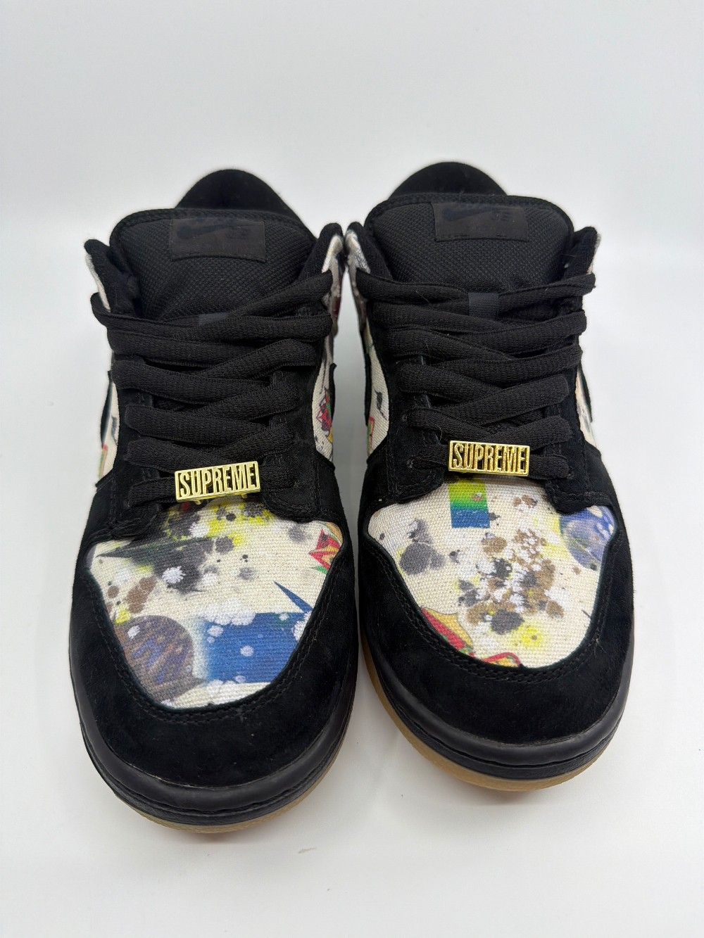 *USED* NIKE SB DUNK LOW X SUPREME - RAMMELLZEE