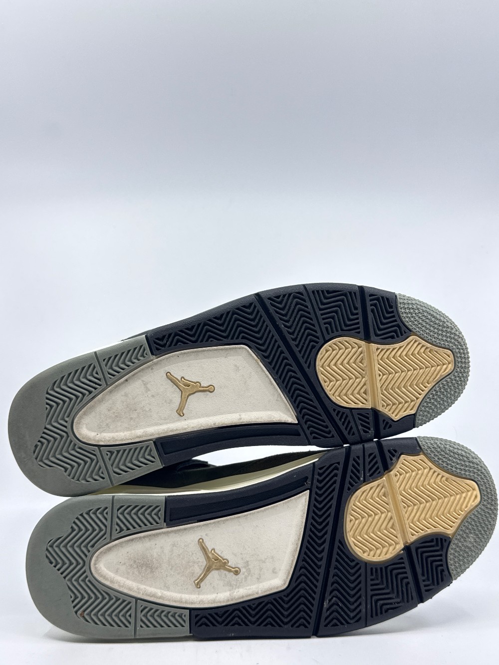 *USED* AJ 4 SE - CRAFT MEDIUM OLIVE