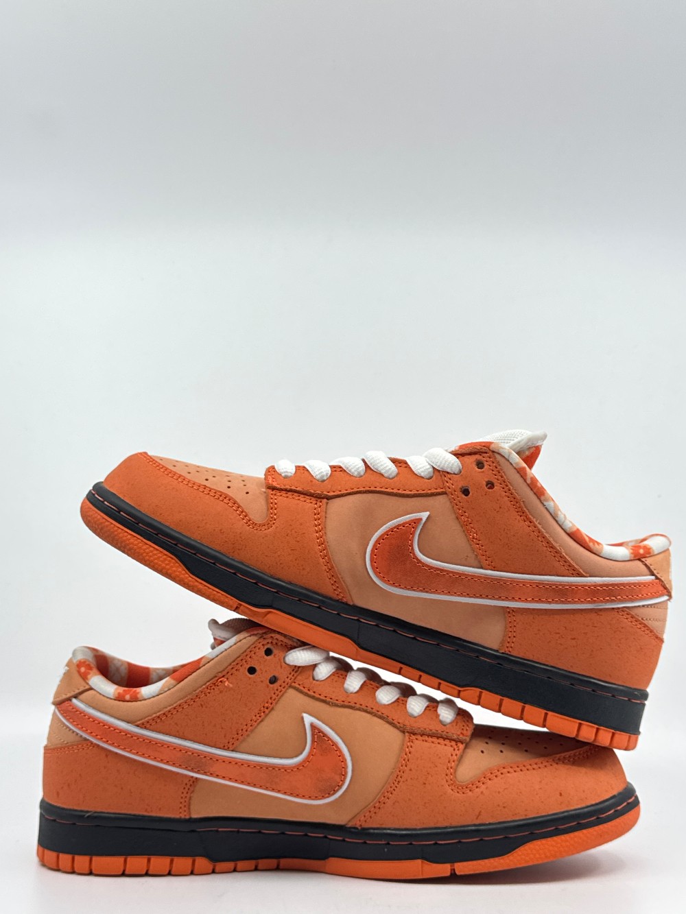 *USED* NIKE SB DUNK LOW X CONCEPTS - ORANGE LOBSTER
