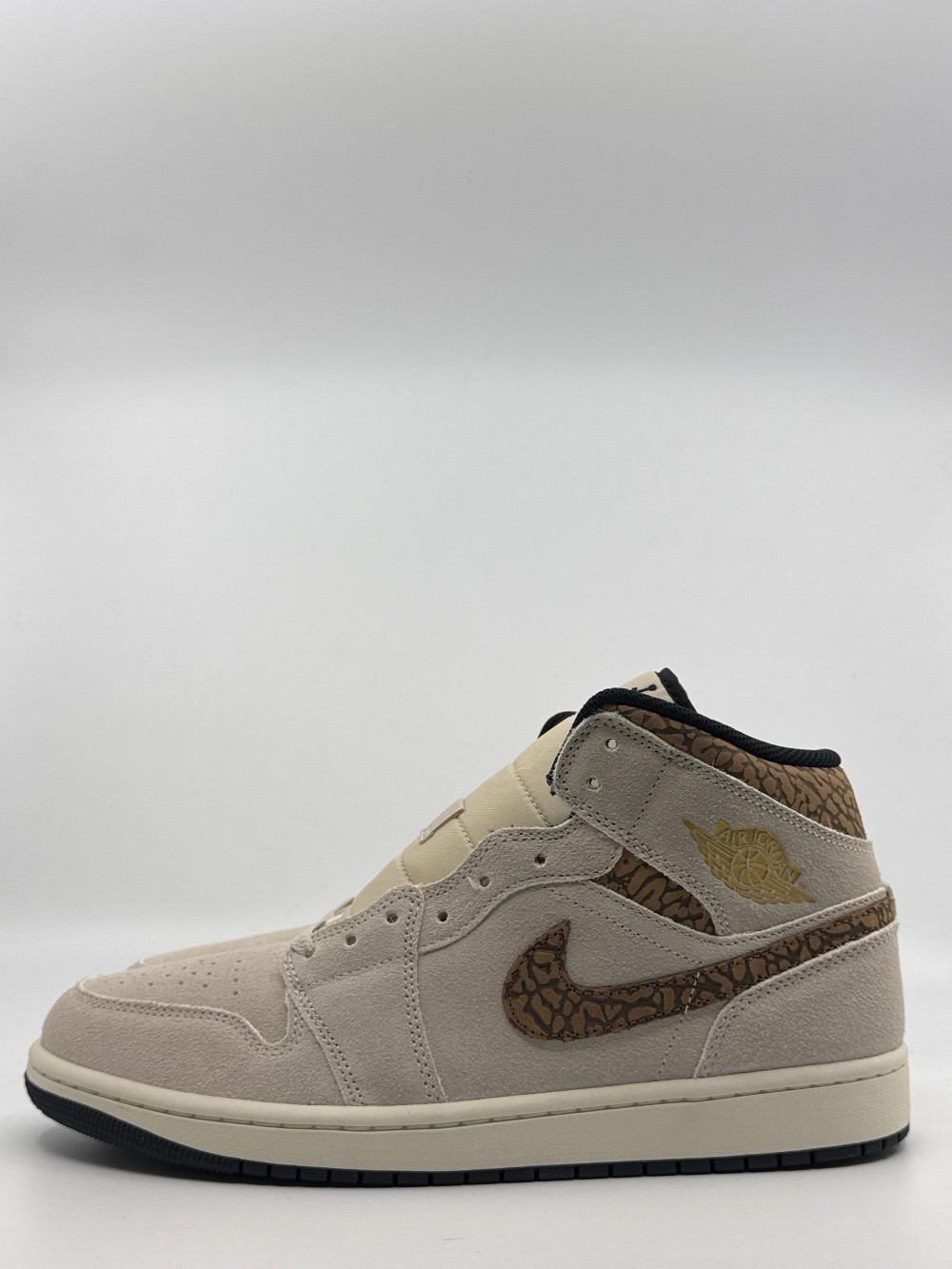 AJ 1 MID SE - BROWN ELEPHANT