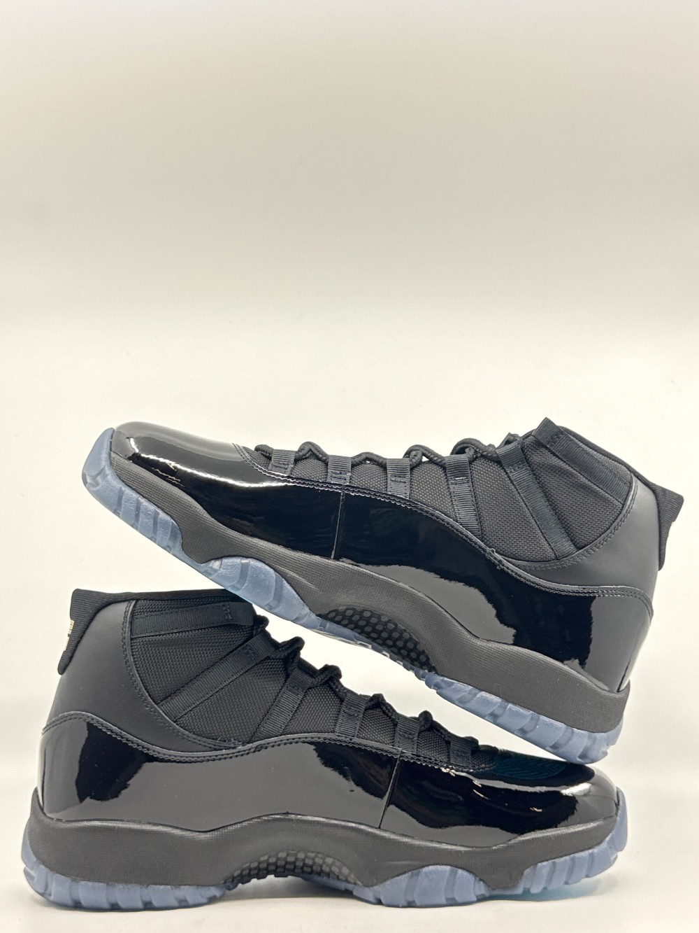 AJ 11 - GAMMA BLUE (2025)