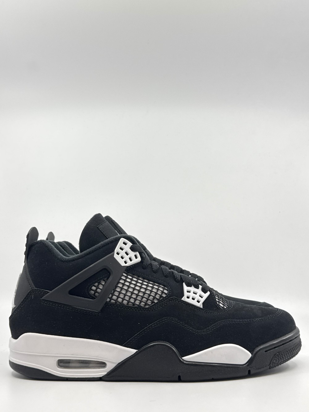 AJ 4 - WHITE THUNDER