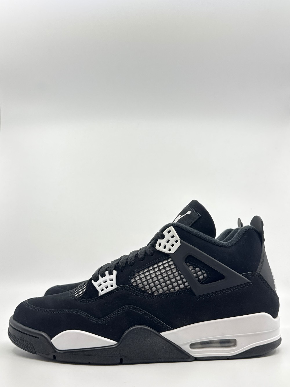 AJ 4 - WHITE THUNDER