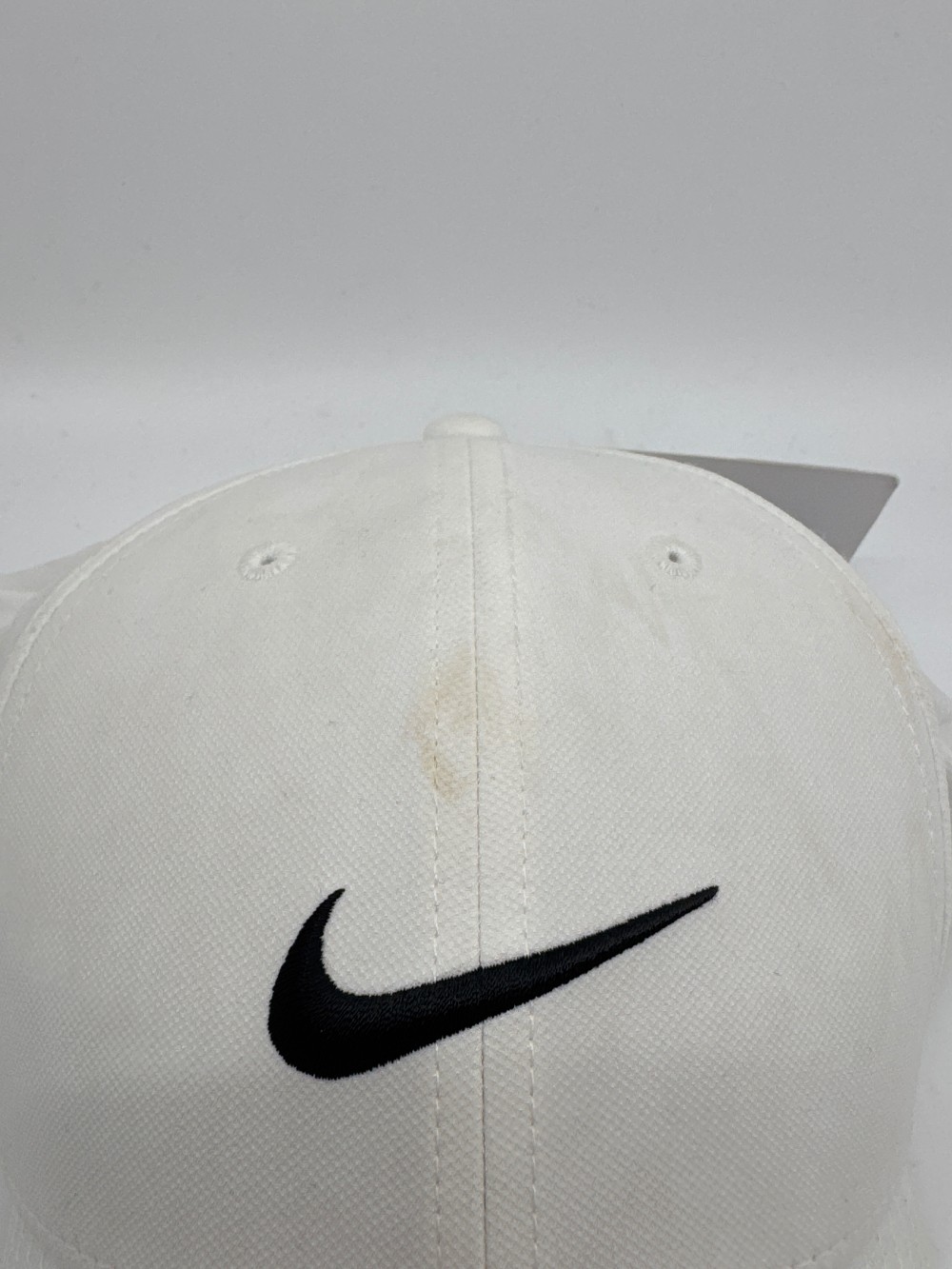 *NEW/DEFECTS* DRAKE CLB X NIKE HAT - WHITE