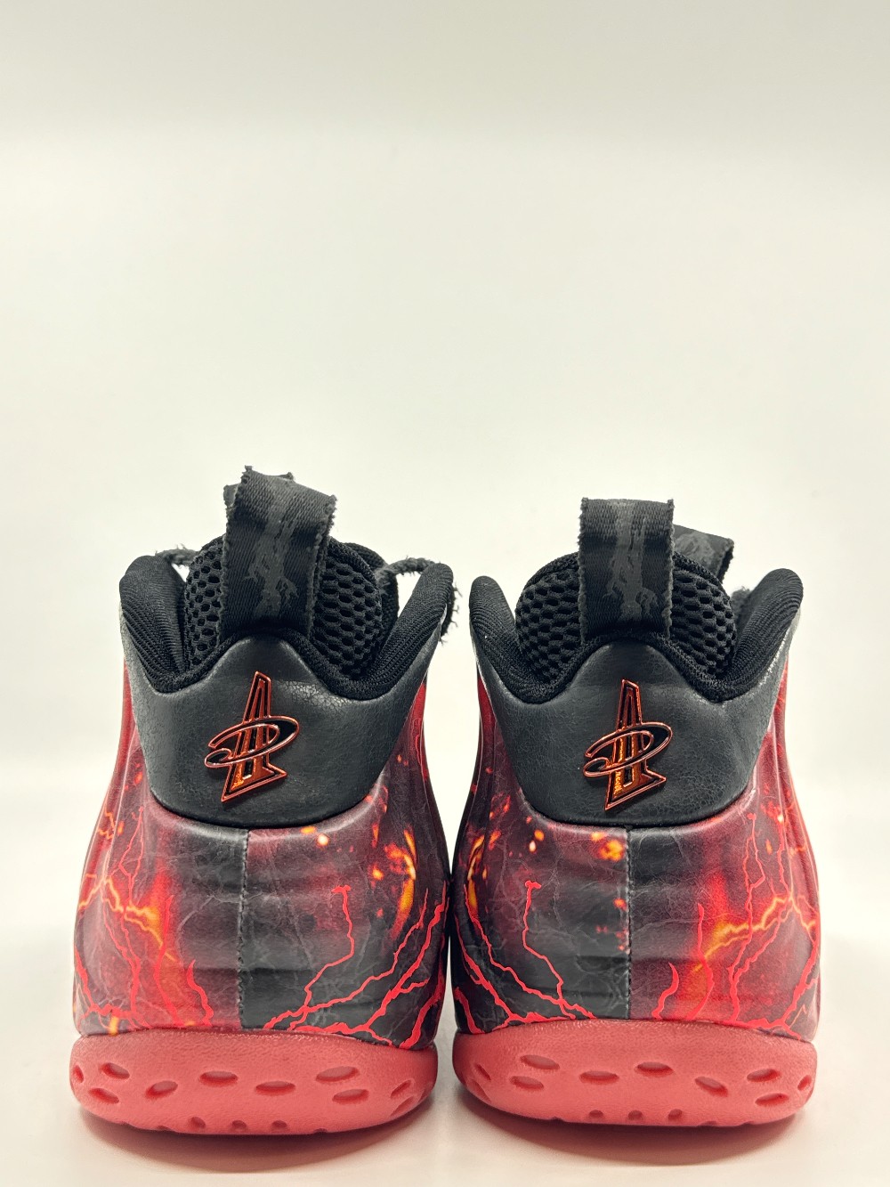 NIKE AIR FOAMPOSITE ONE X STRANGER THINGS