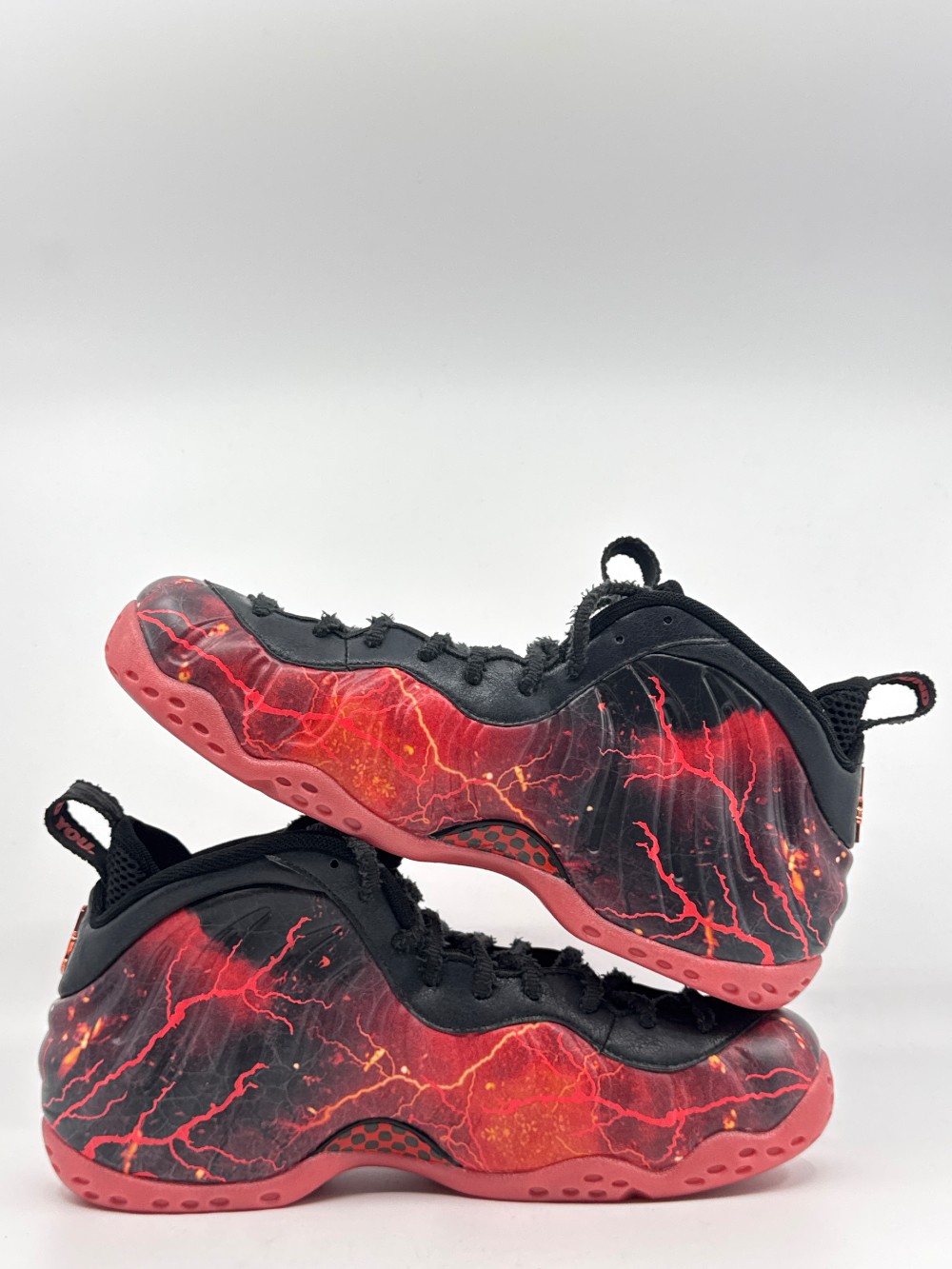 NIKE AIR FOAMPOSITE ONE X STRANGER THINGS