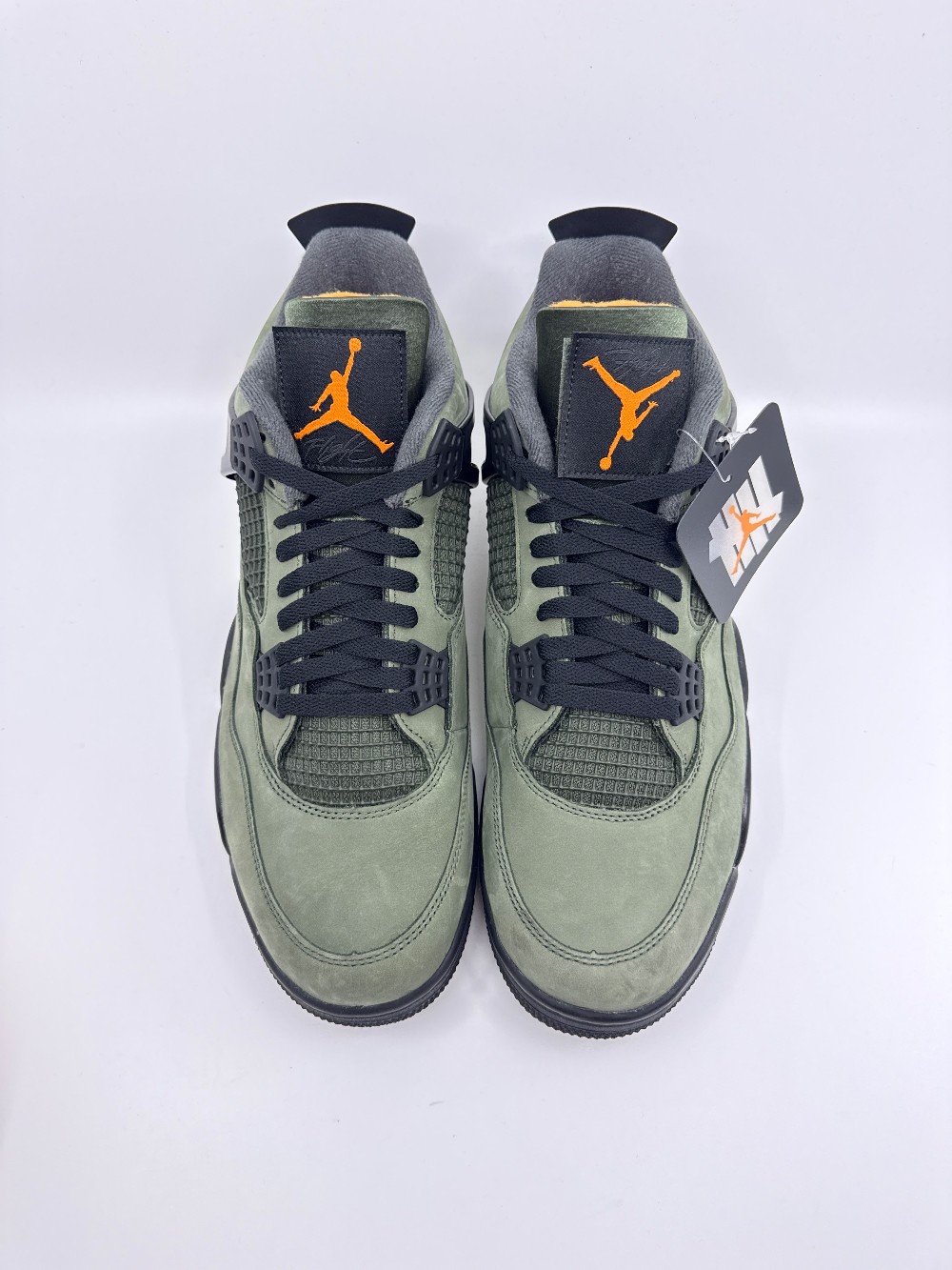 AJ 4 - UNDEFEATED (2025)