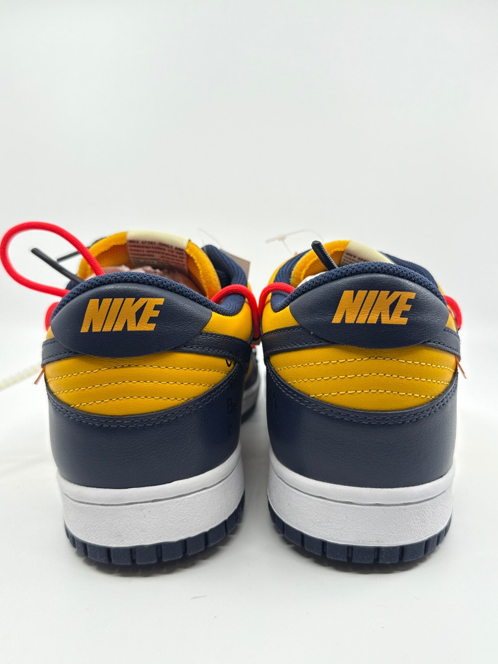 NIKE DUNK LOW X OFF-WHITE - UNIVERSITY GOLD