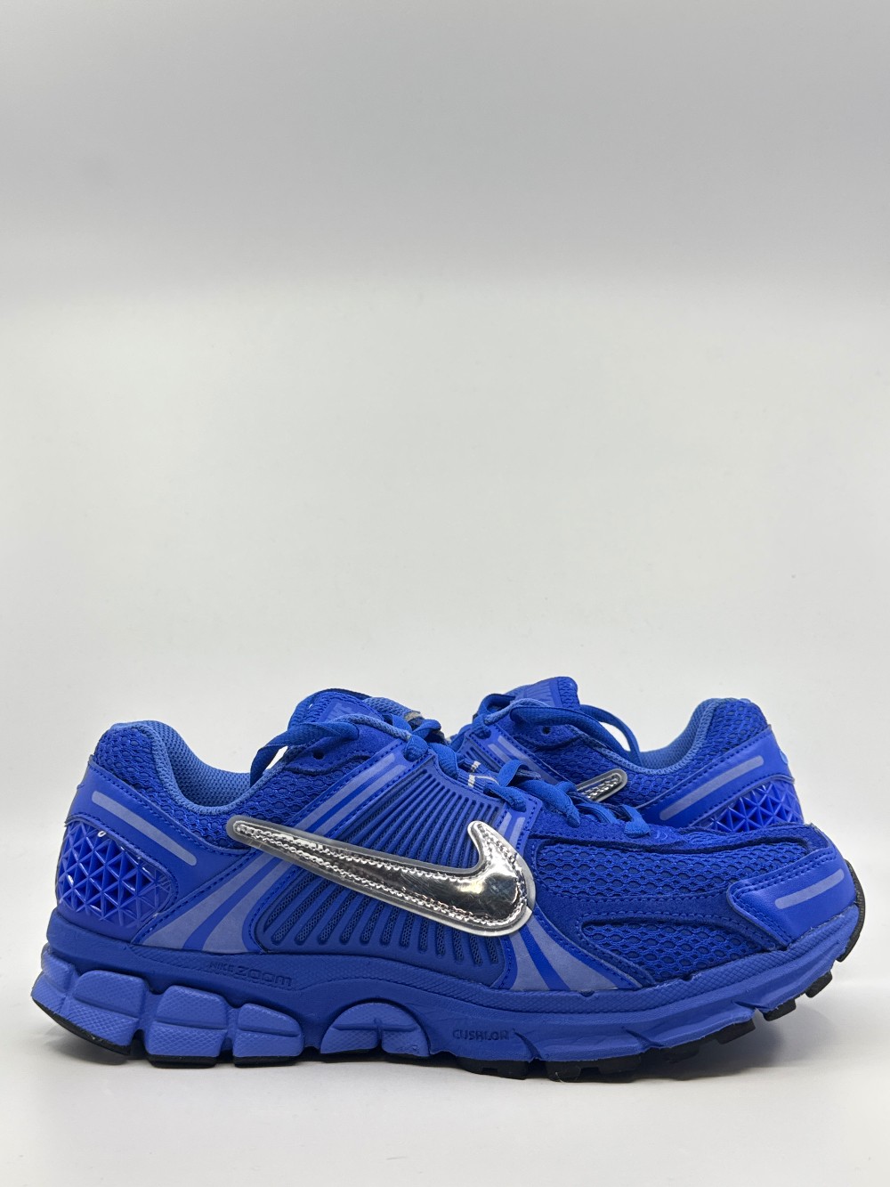 *VNDS* NIKE ZOOM VOMERO 5 (W) - RACER BLUE
