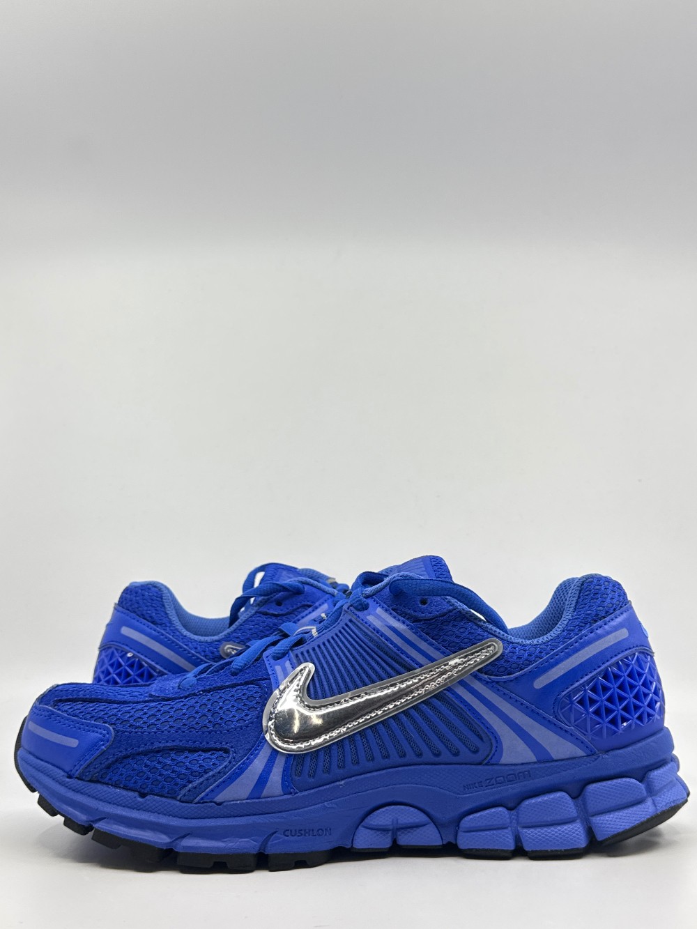 *VNDS* NIKE ZOOM VOMERO 5 (W) - RACER BLUE