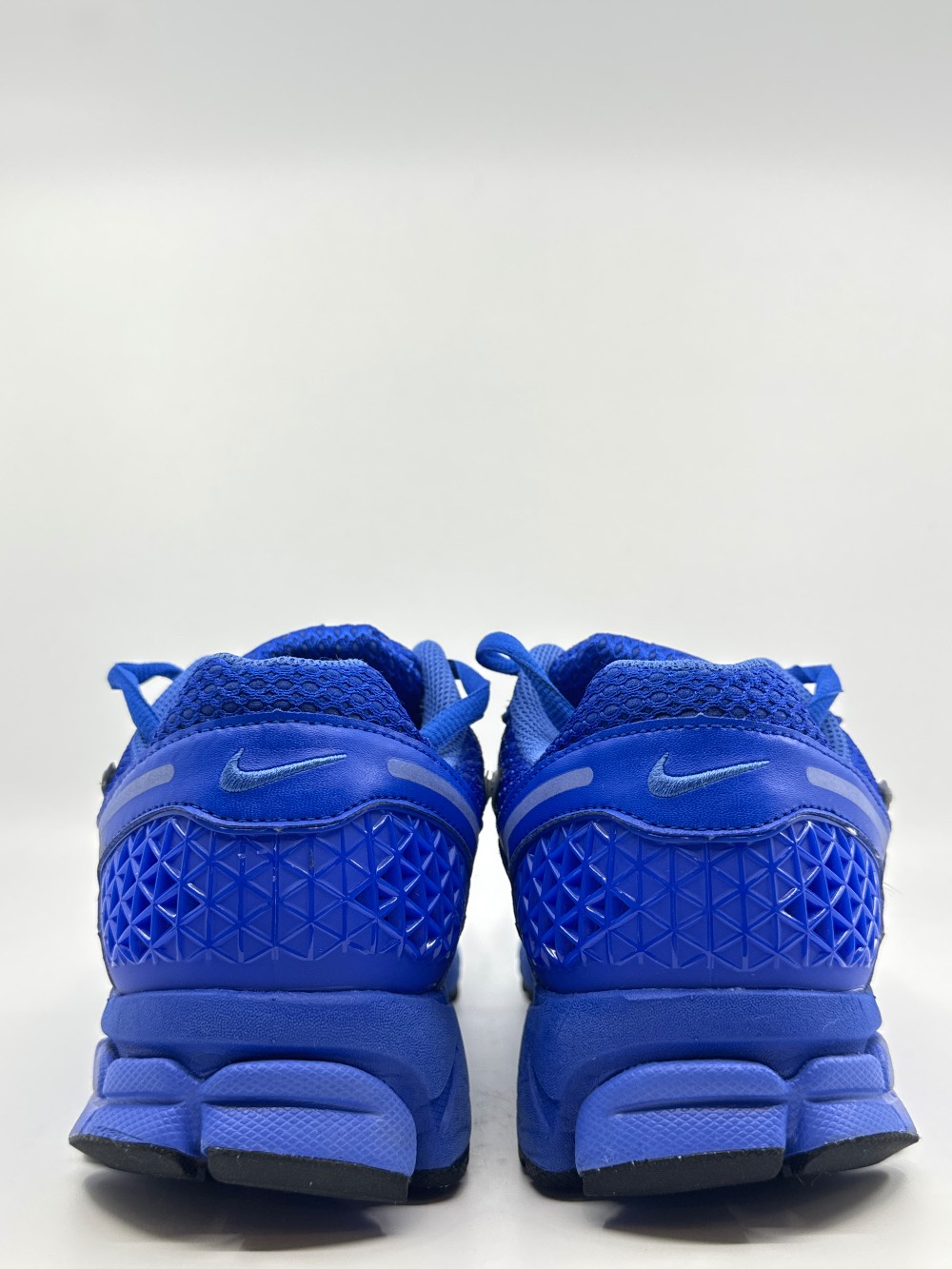 *VNDS* NIKE ZOOM VOMERO 5 (W) - RACER BLUE