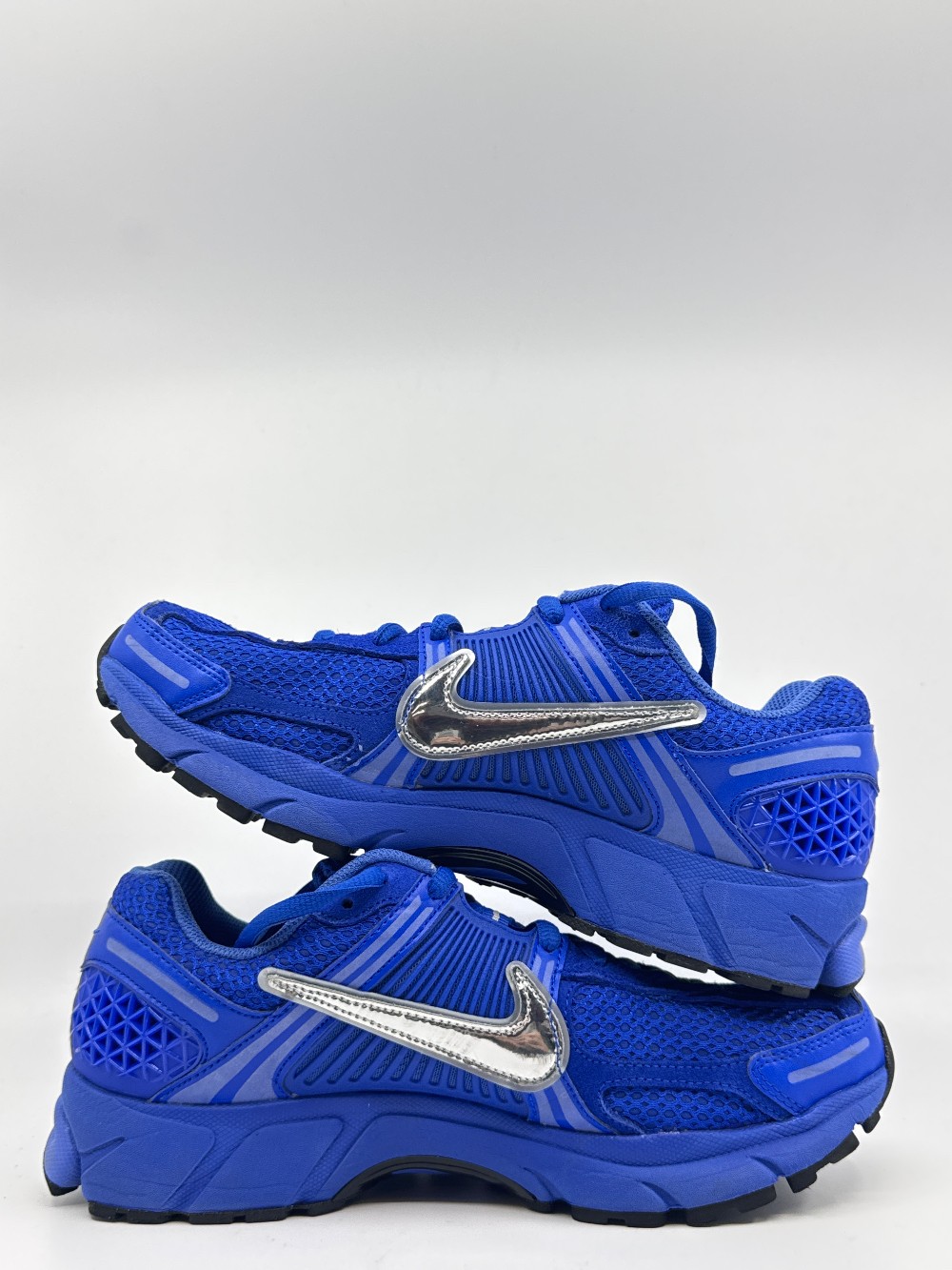 *VNDS* NIKE ZOOM VOMERO 5 (W) - RACER BLUE