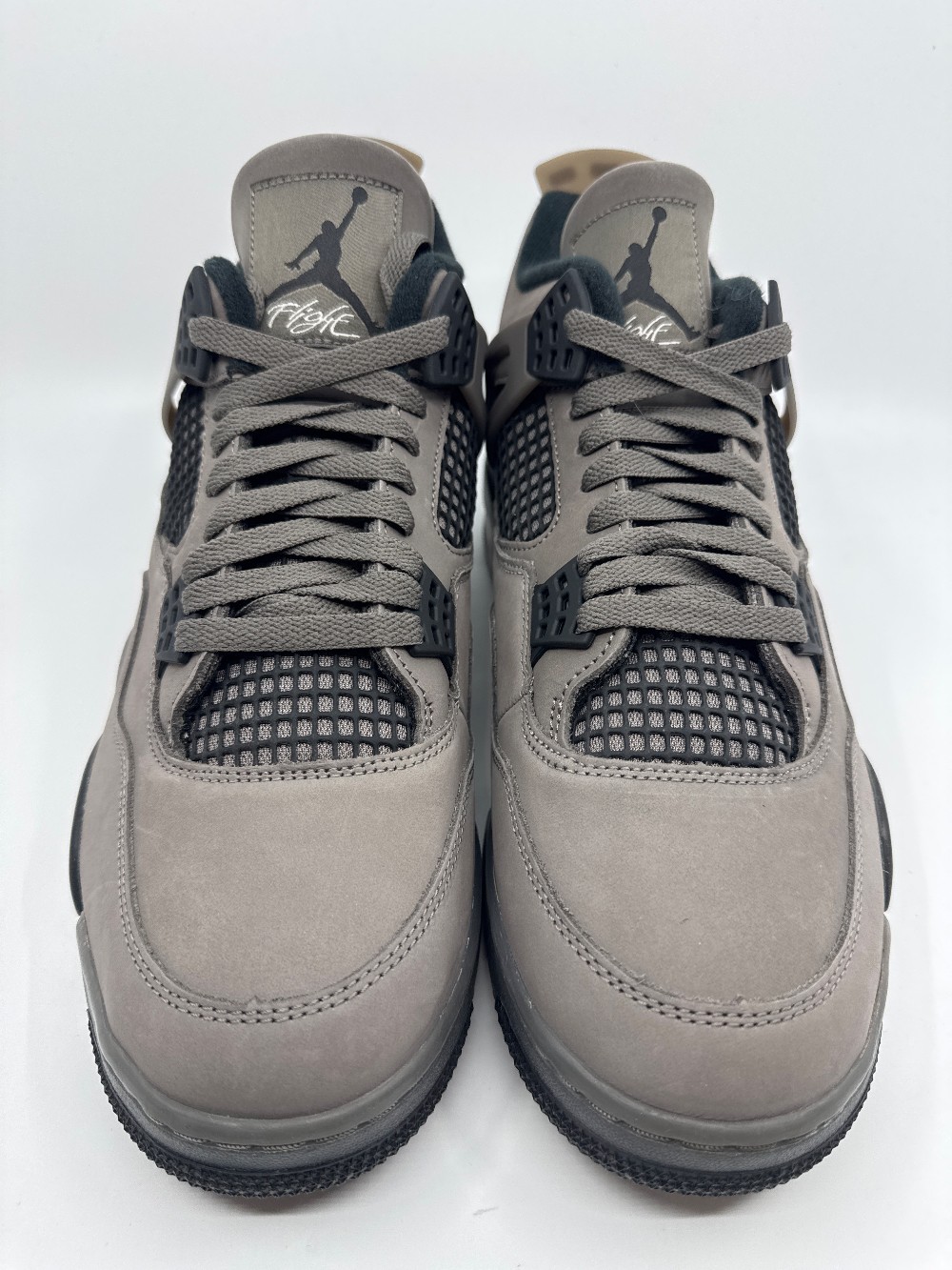 AJ 4 - CAVE STONE