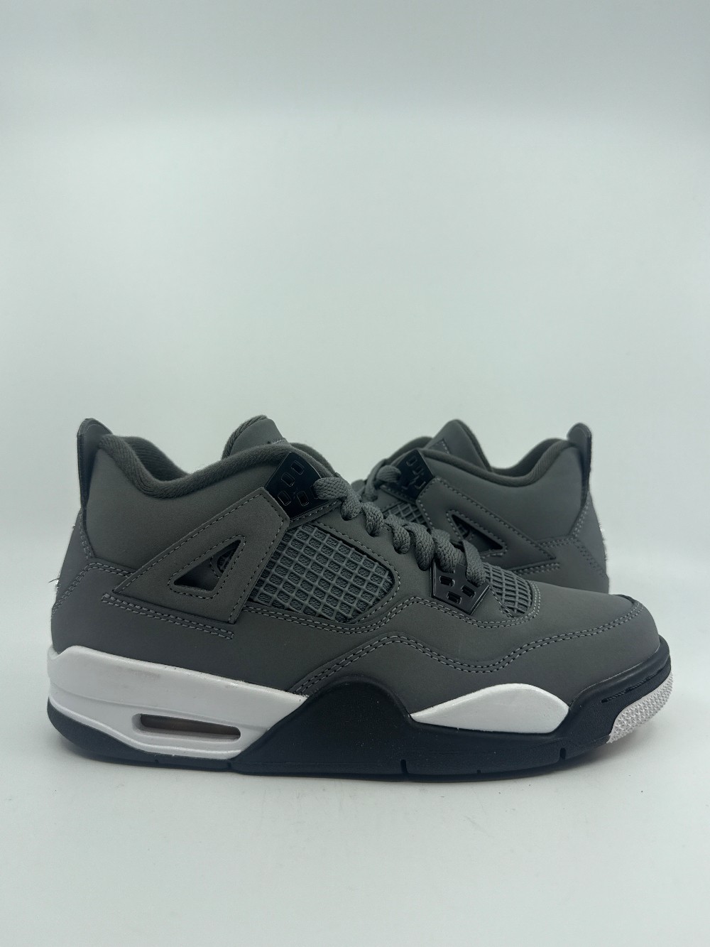 *USED* AJ 4 (GS) - COOL GREY