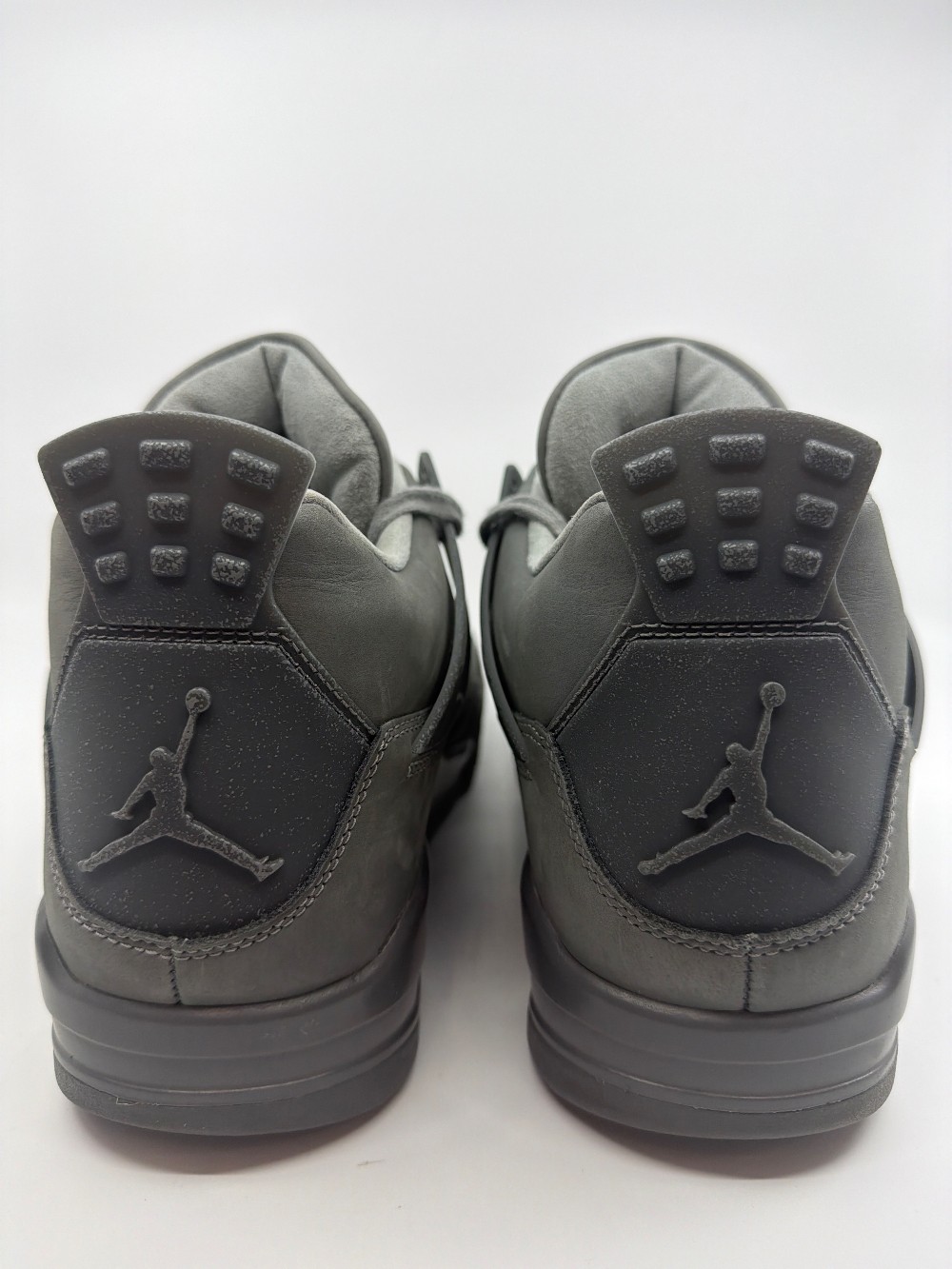 *USED/REP BOX* AJ 4 SE - WET CEMENT PARIS OLYMPICS