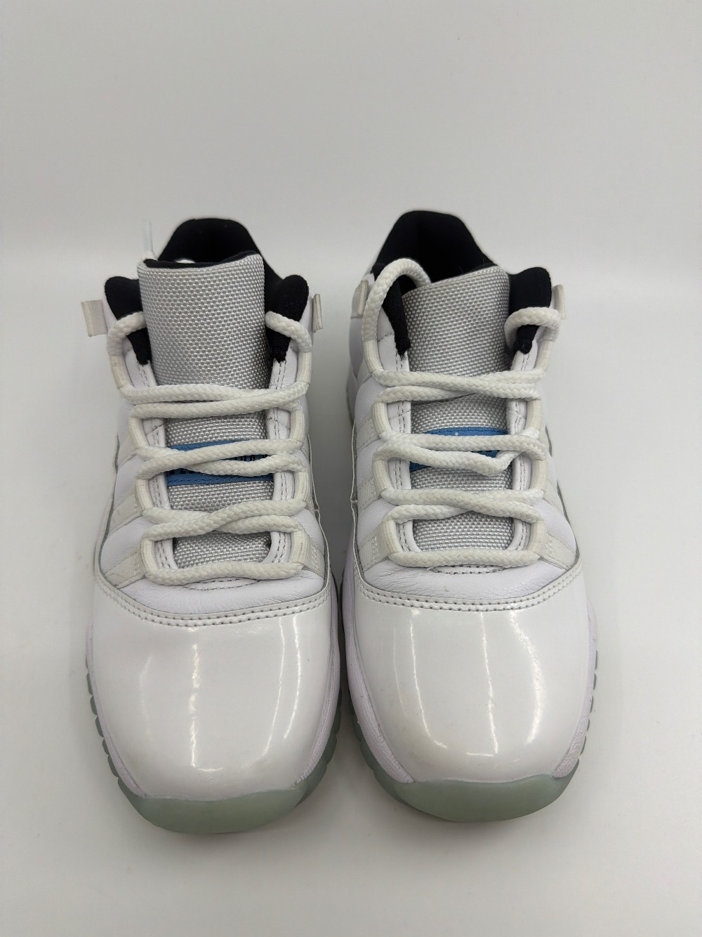 *USED/NO BOX* AJ 11 LOW (GS) - LEGEND BLUE