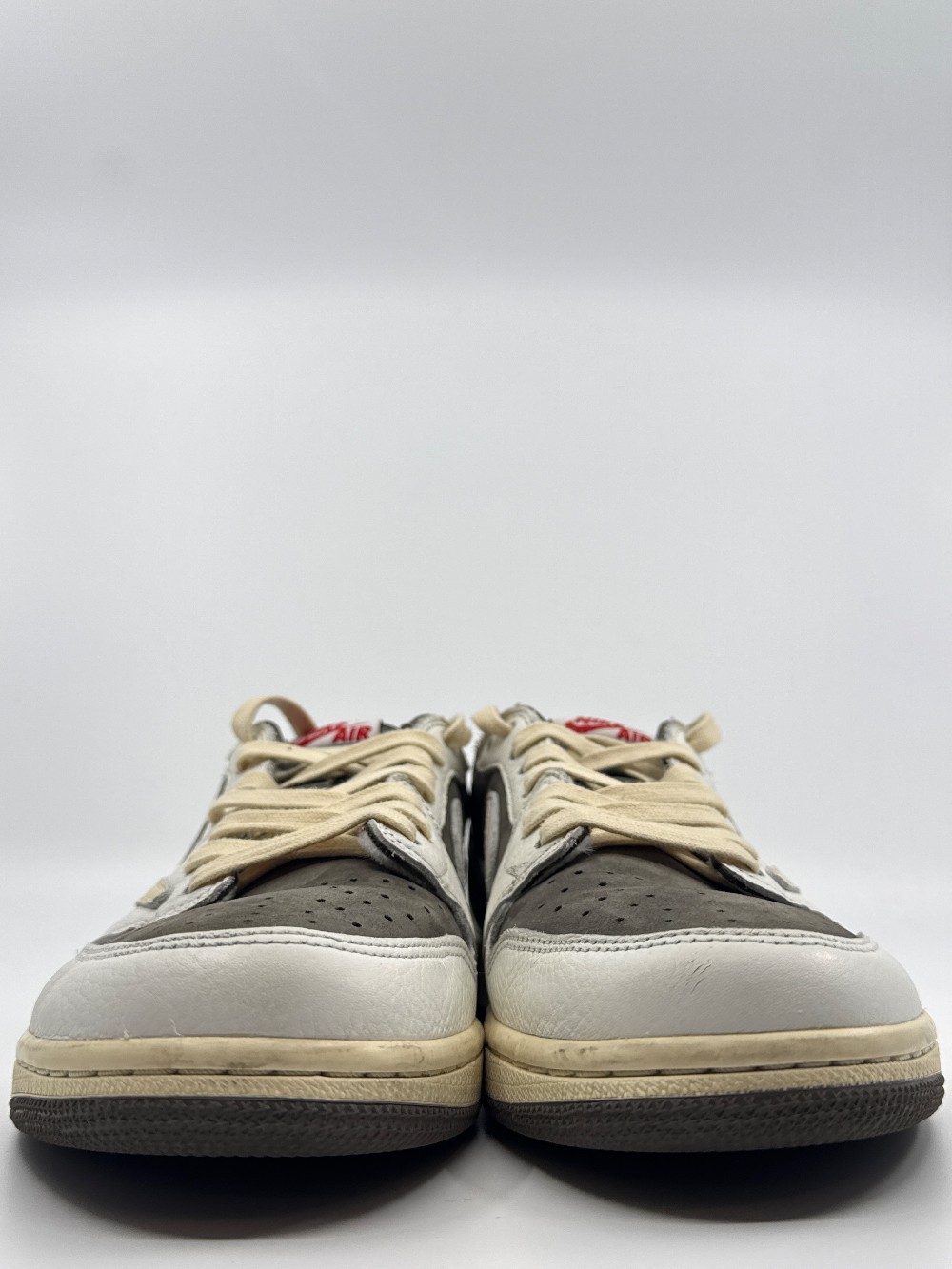*USED/NO BOX* AJ 1 LOW X TRAVIS SCOTT - REVERSE MOCHA
