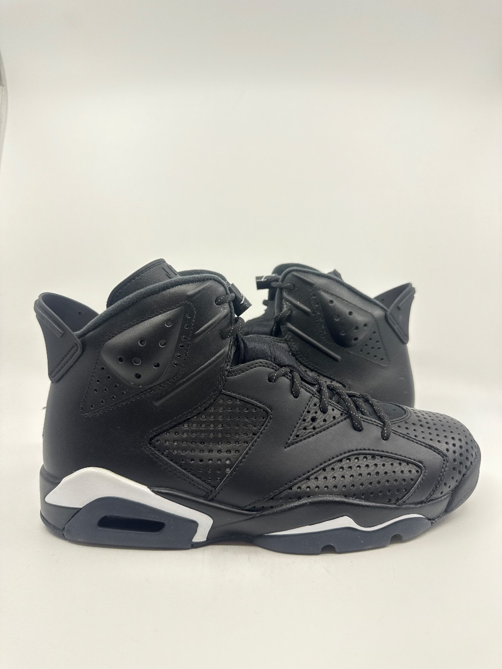*VNDS* AJ 6 - BLACK CAT