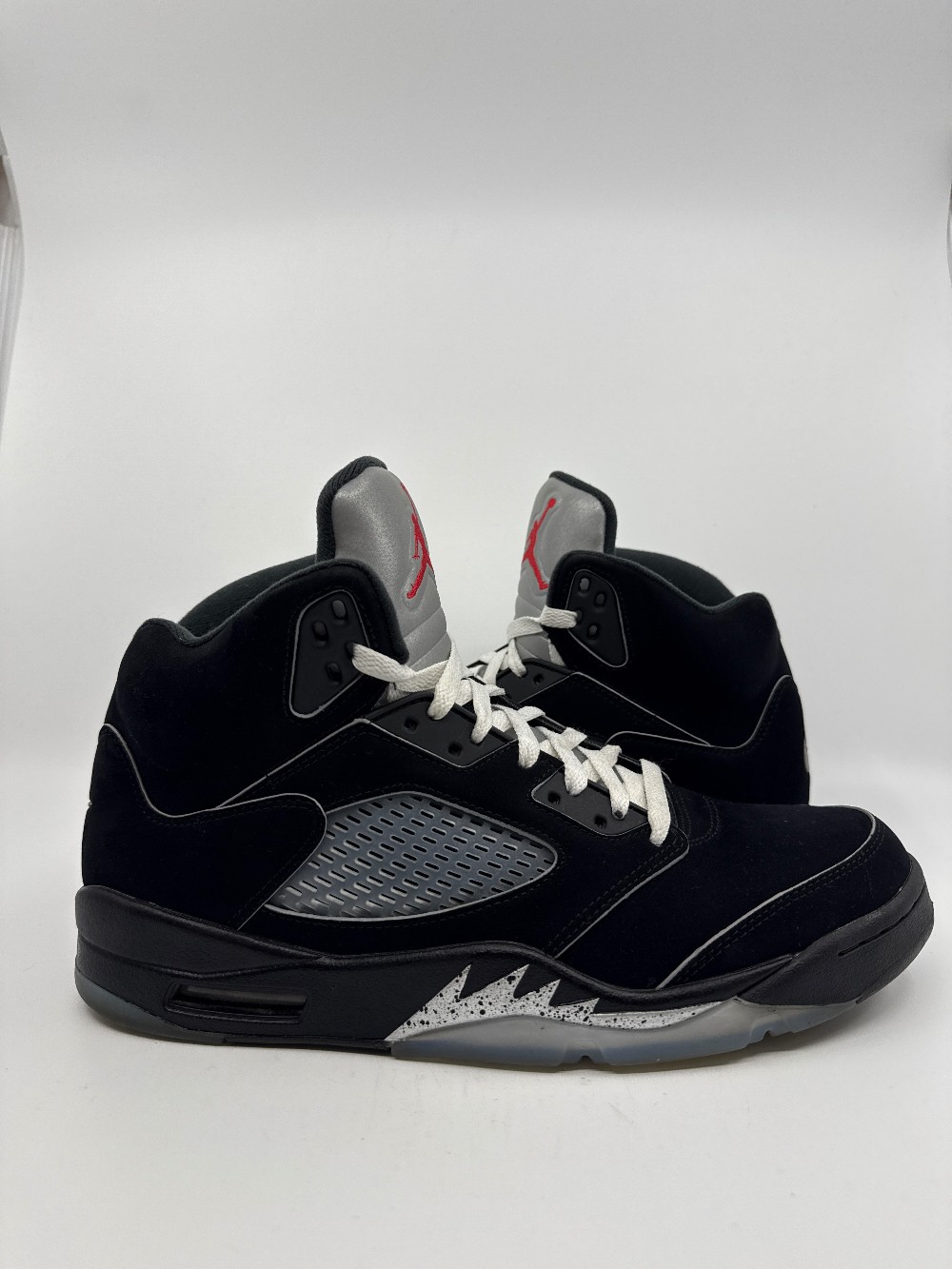 *USED* AJ 5 - BLACK METALLIC REIMAGINED