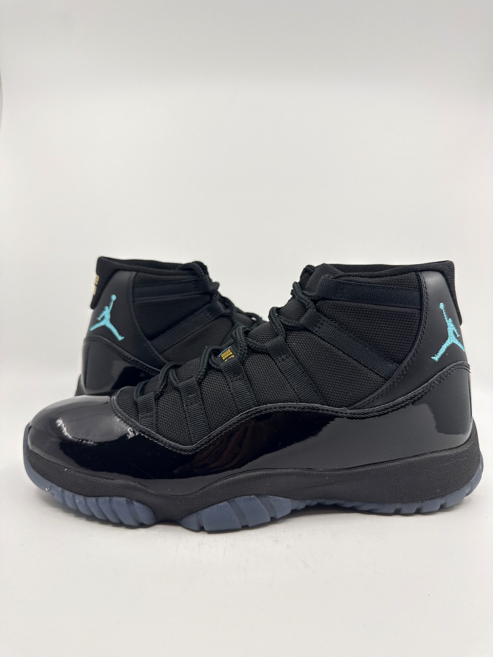 *USED* AJ 11 - GAMMA BLUE (2025)