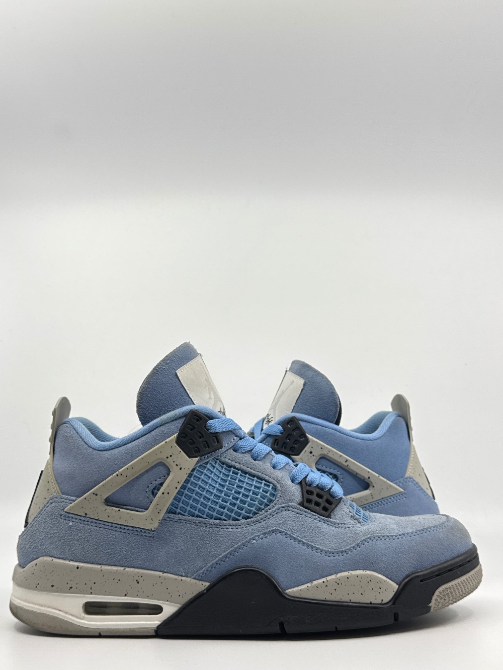 *USED/NO BOX* AJ 4 - UNIVERSITY BLUE