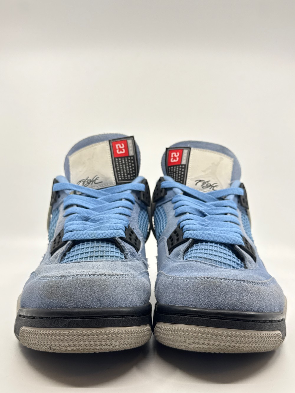 *USED/NO BOX* AJ 4 - UNIVERSITY BLUE