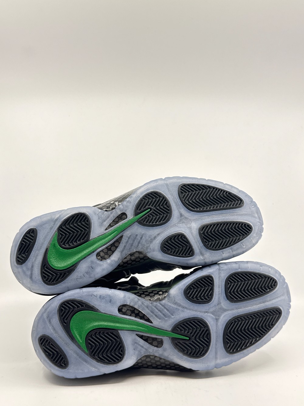 NIKE AIR FOAMPOSITE PRO - PINE GREEN (2025)