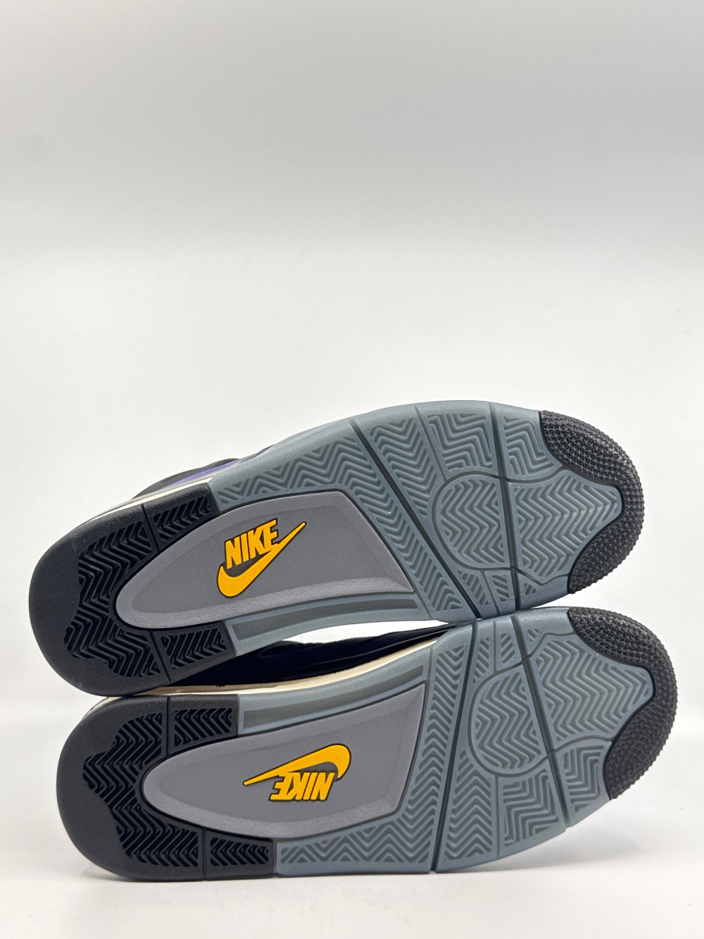 AJ 4 - LAKERS