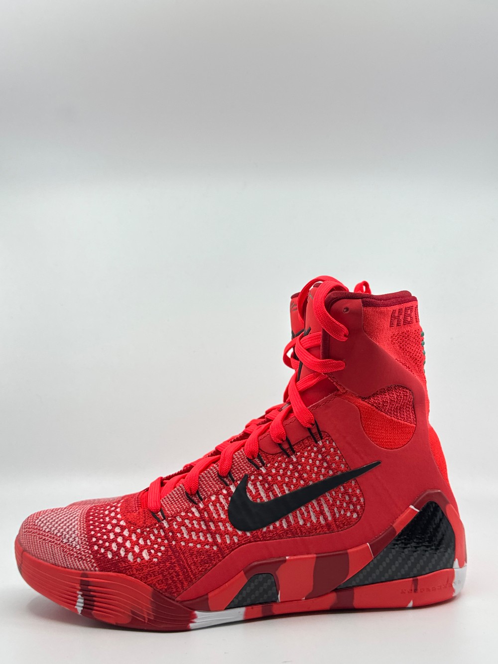 NIKE KOBE 9 ELITE PROTRO - CHRISTMAS (2024)