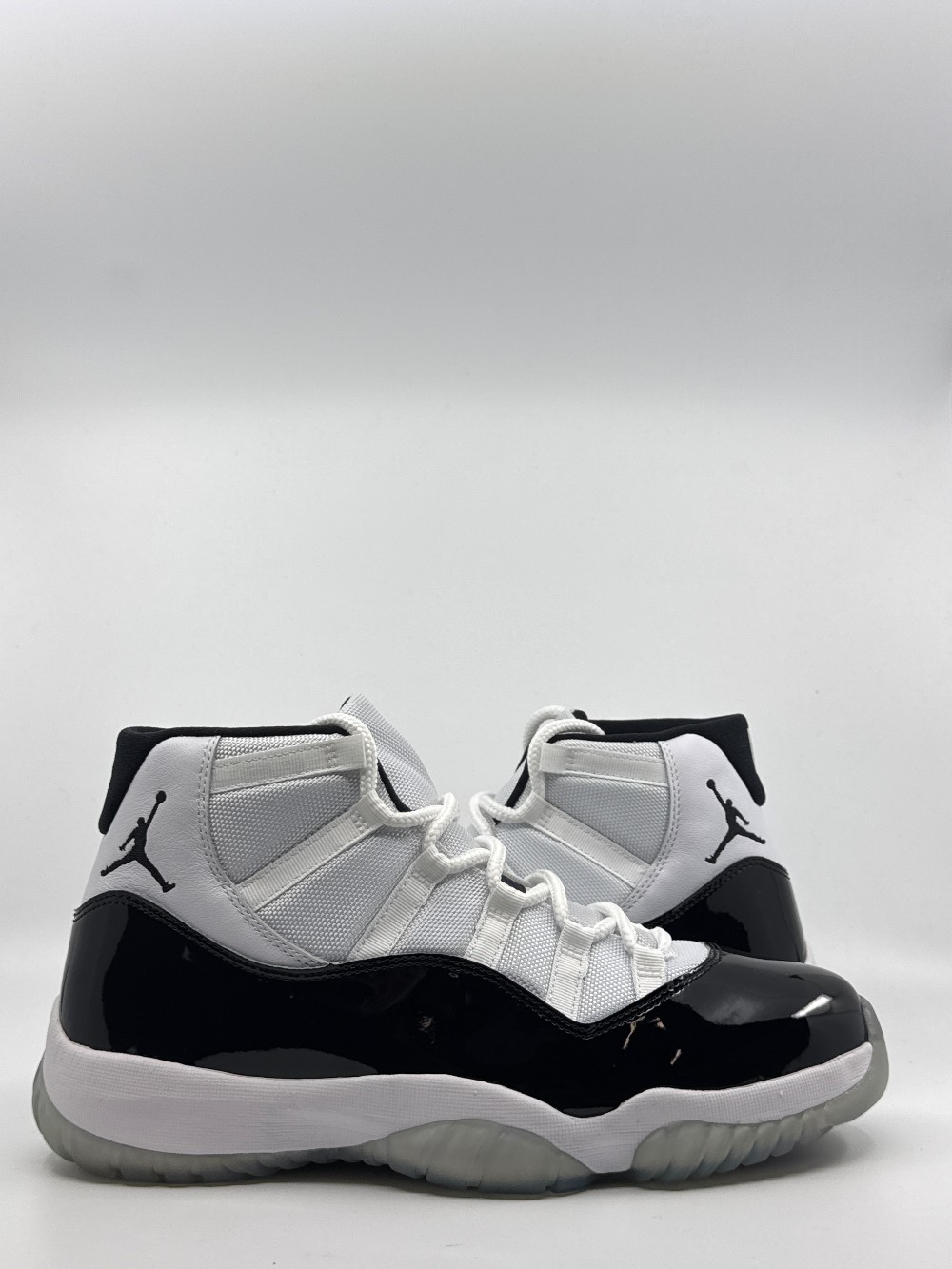 *USED* AJ 11 - CONCORD (2018)
