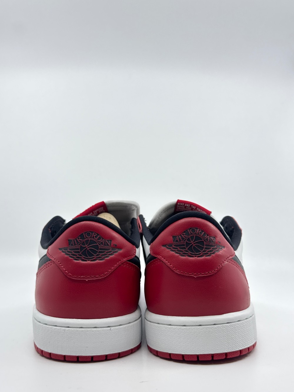 AJ 1 LOW OG - CHICAGO (2025)