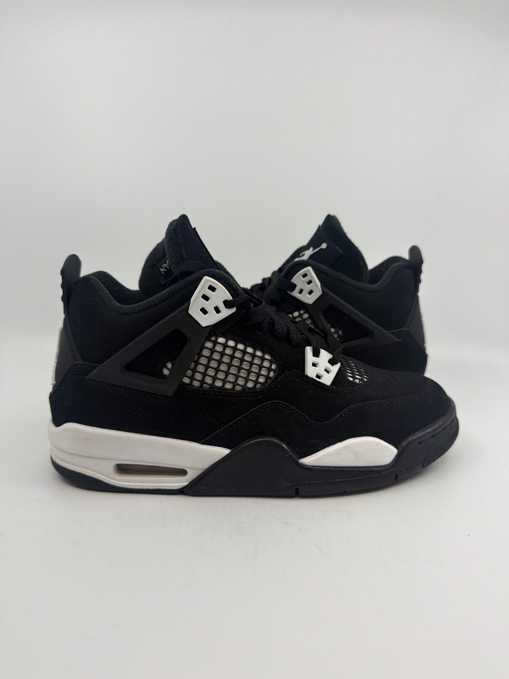 *USED* AJ 4 (GS) - WHITE THUNDER